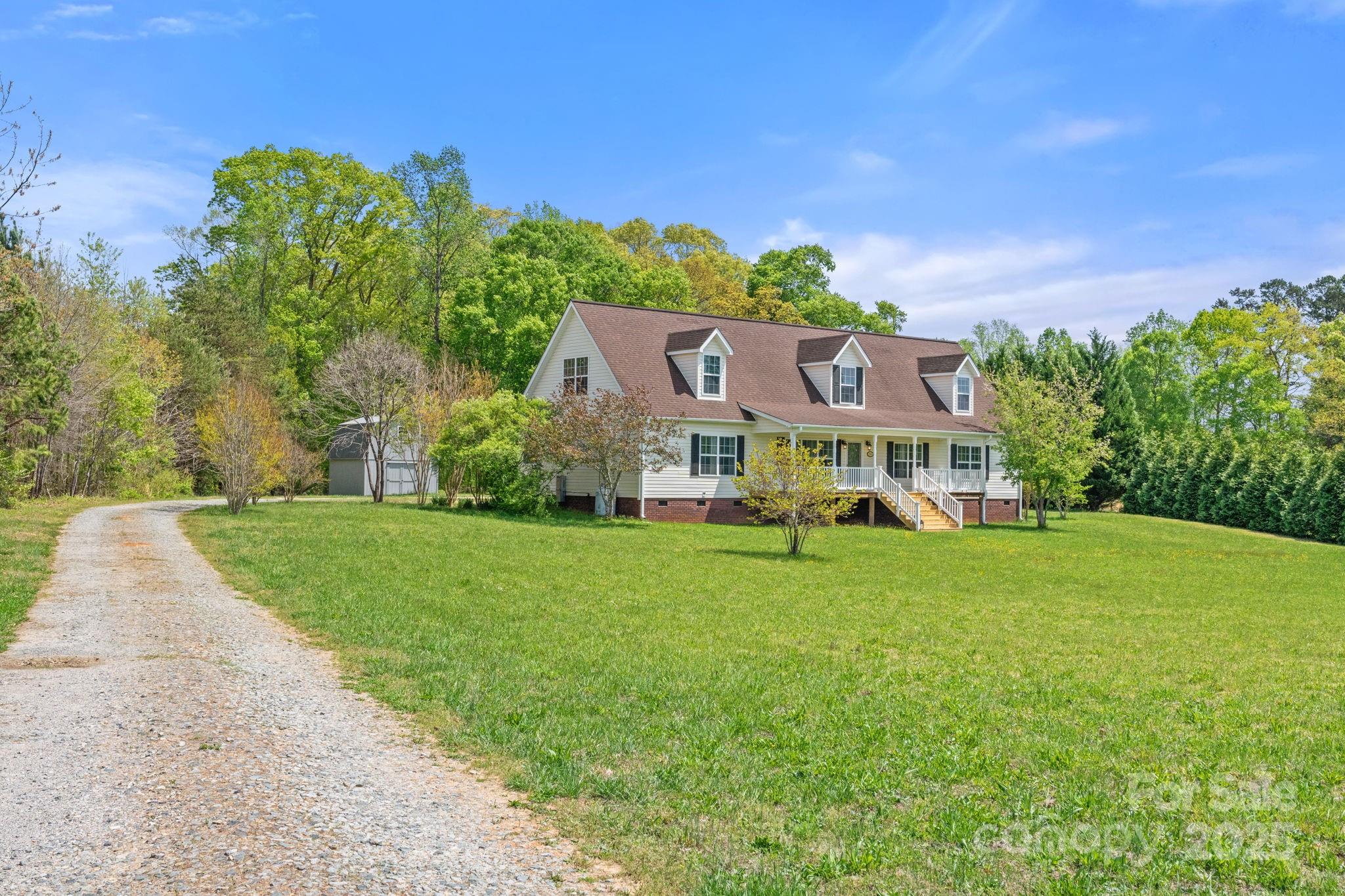 1285 Waitman Road Property Photo 1
