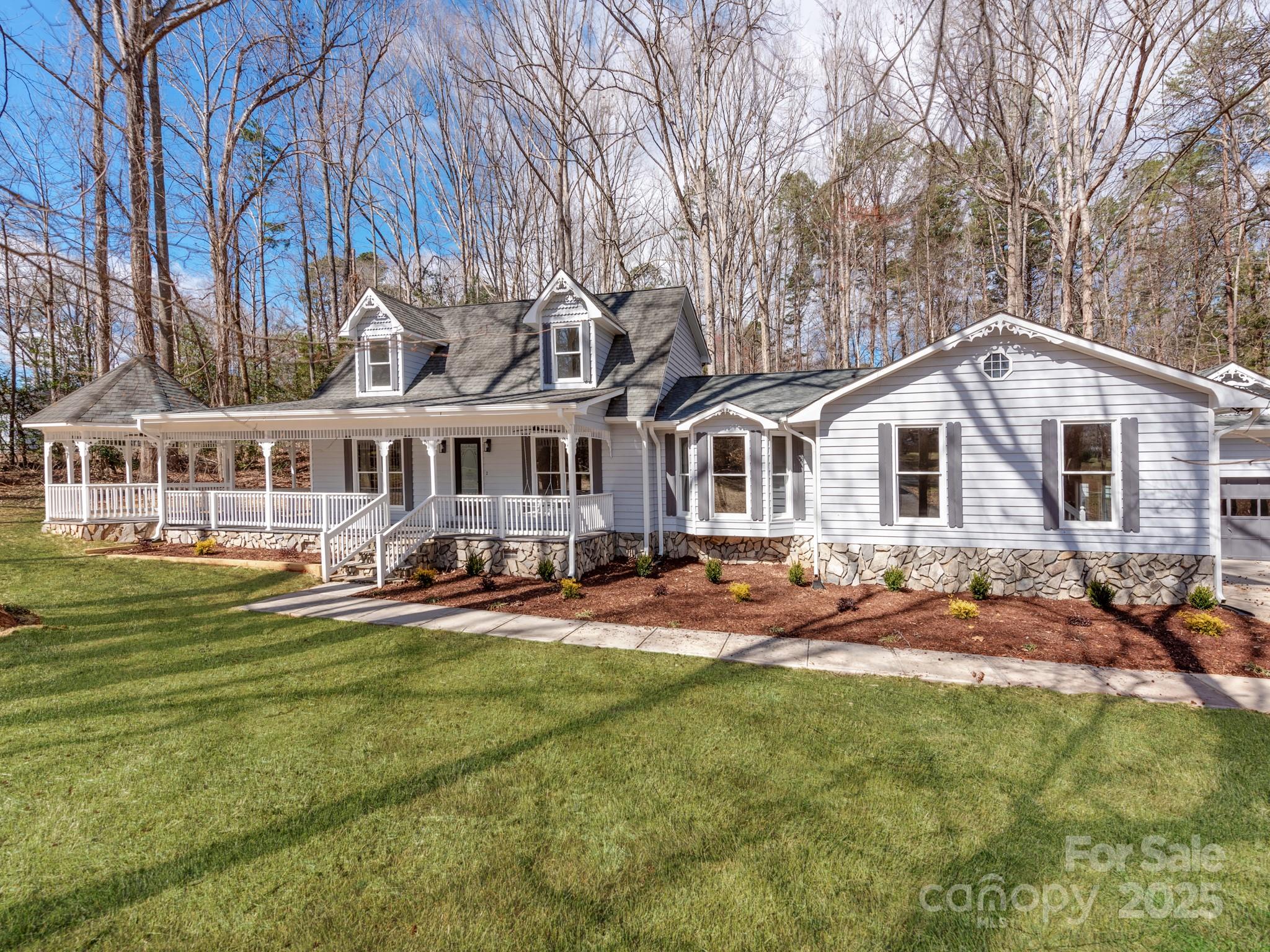 107 Rutledge Road Property Photo 1