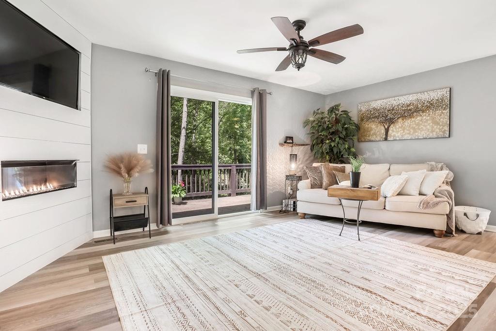 57 Fair Hollow Lane Property Photo 4