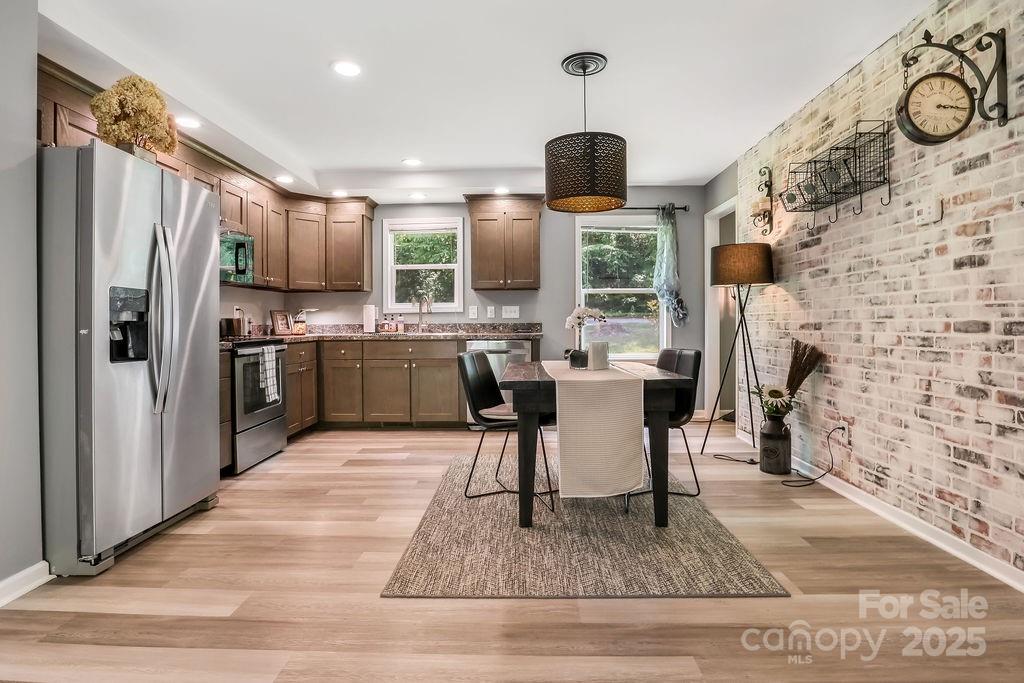 57 Fair Hollow Lane Property Photo 9