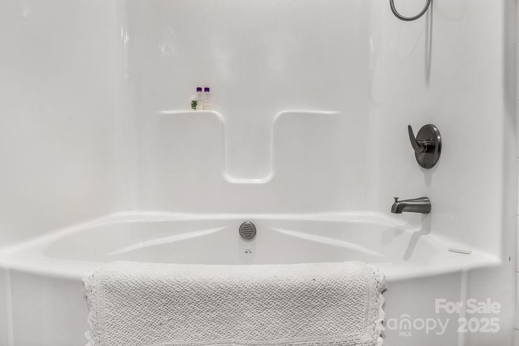 57 Fair Hollow Lane Property Photo 16