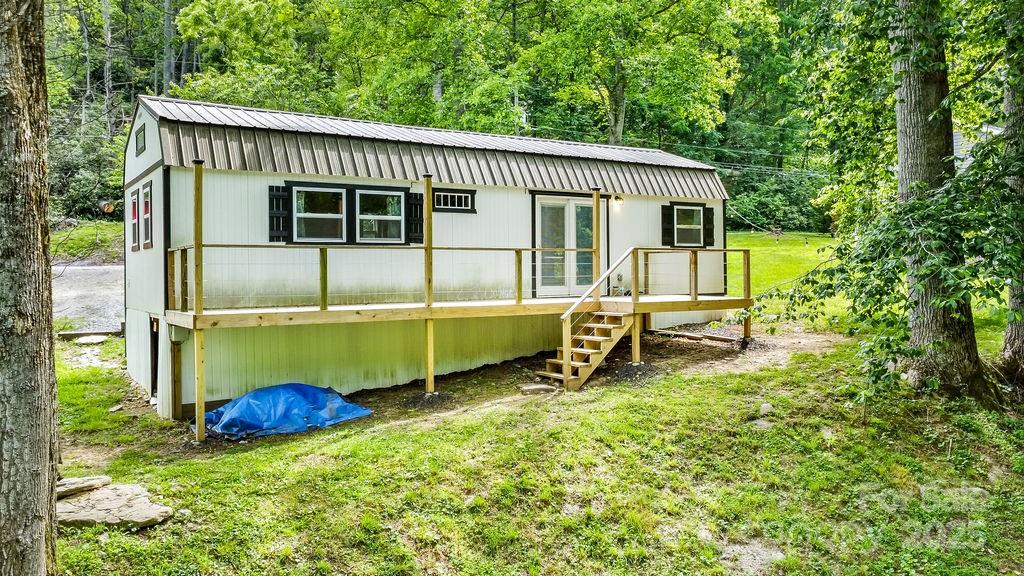 57 Fair Hollow Lane Property Photo 25