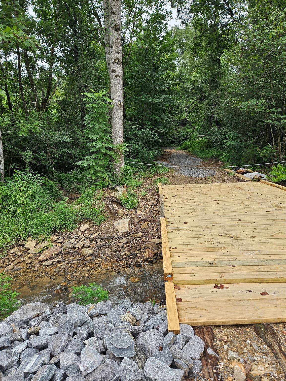 187 Hodges Creek Road Property Photo 7