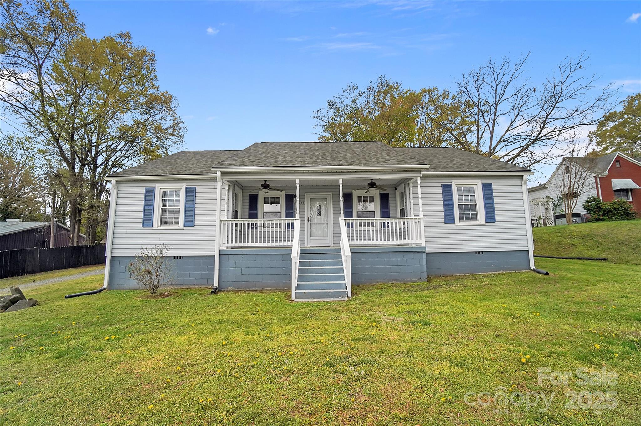 2420 Kannapolis Highway Property Photo 2