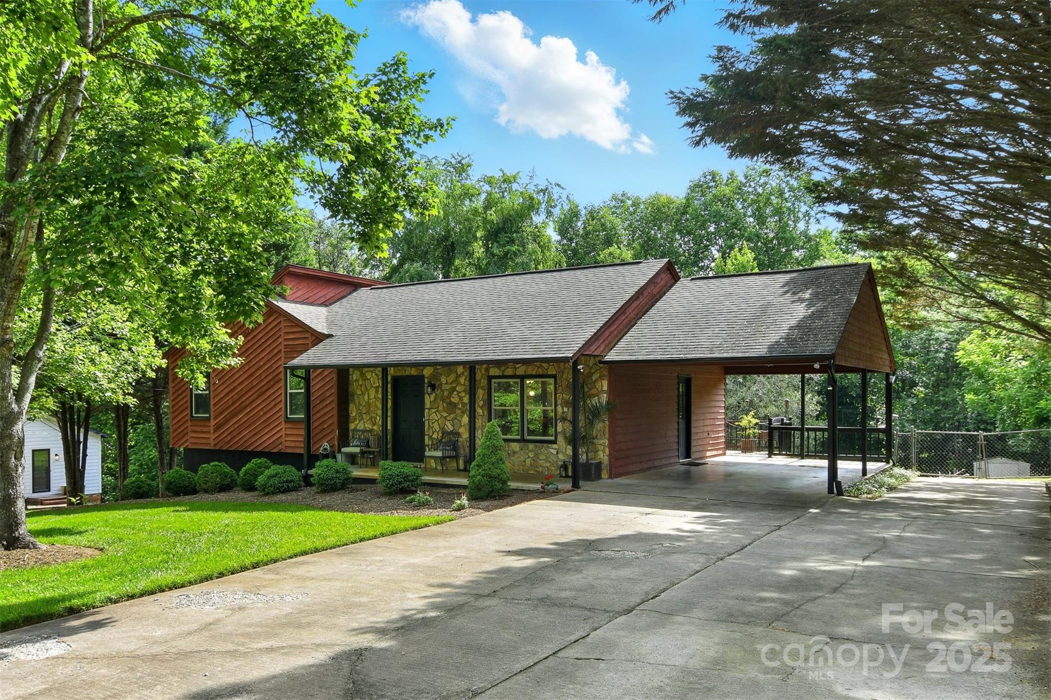 5378 Westwood Drive Property Photo 1