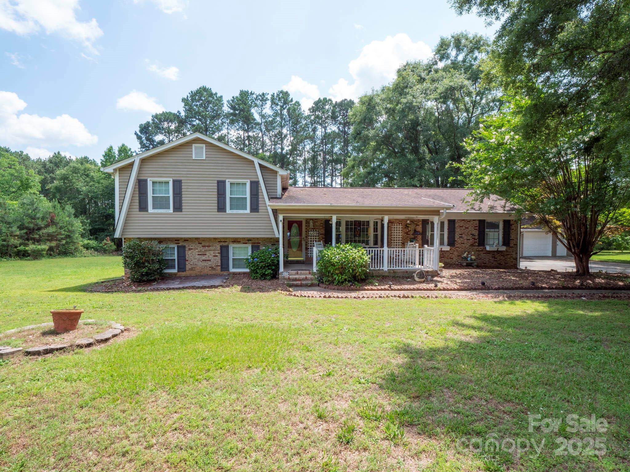 409 Ridge Road Property Photo 1