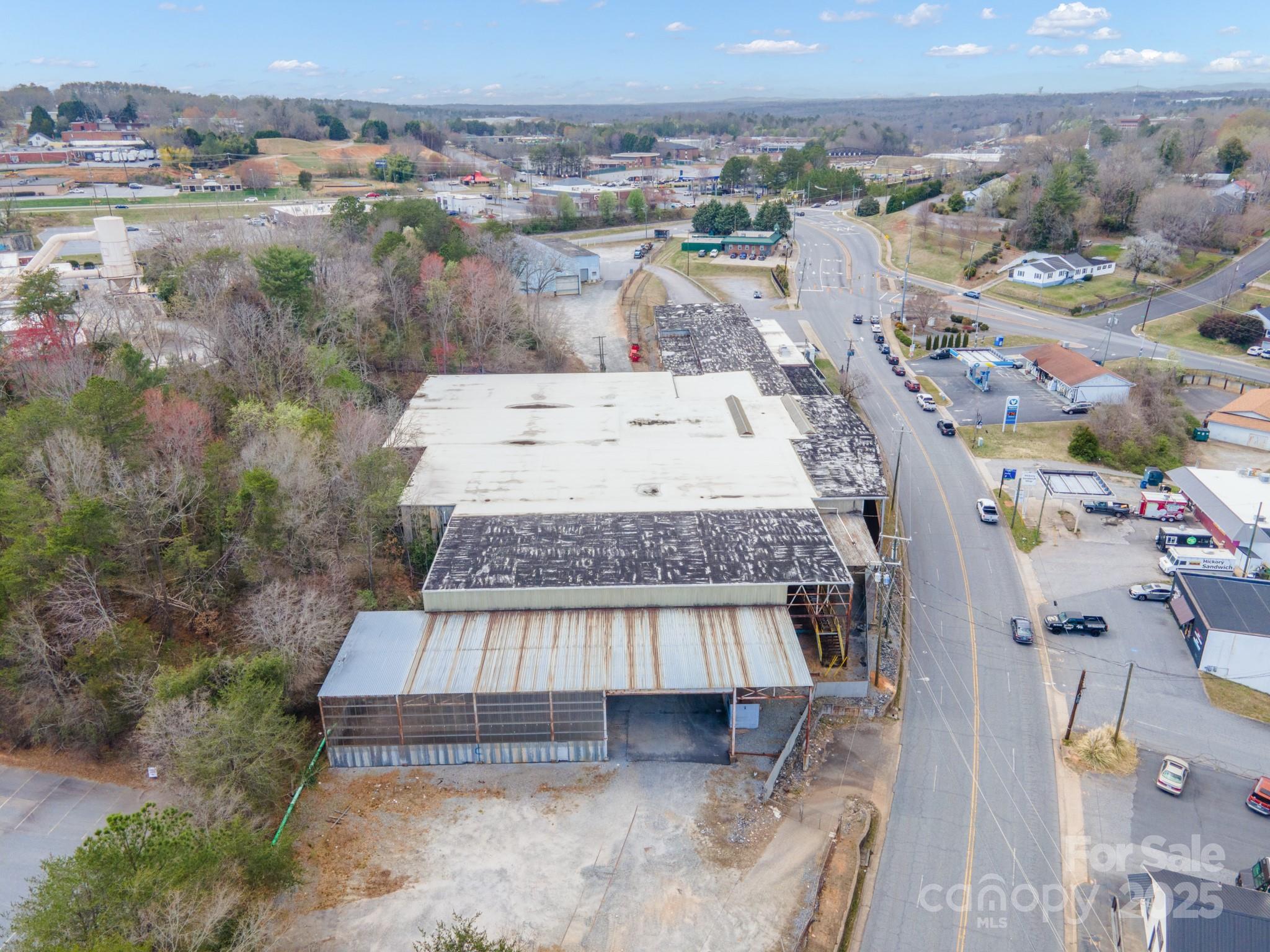 1115 Old Lenoir Road Property Photo 3