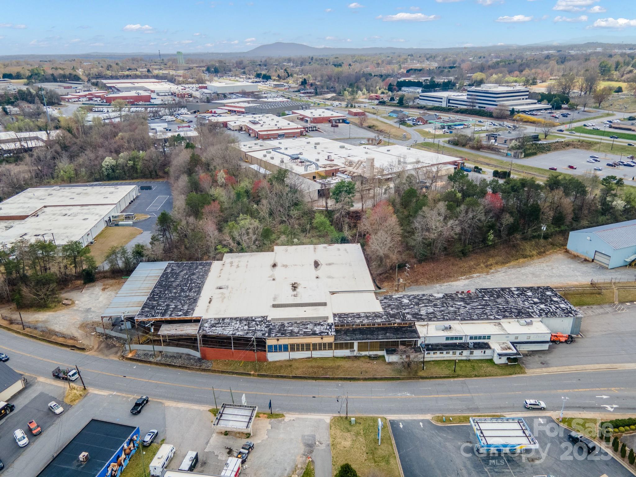 1115 Old Lenoir Road Property Photo 4