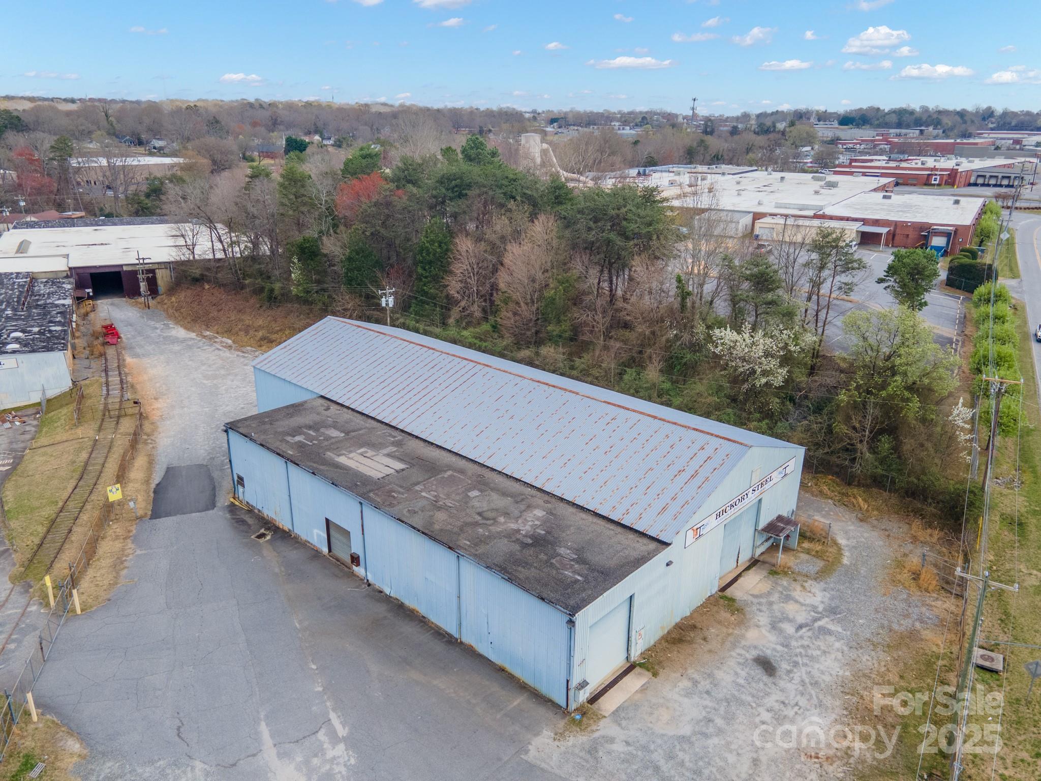 1115 Old Lenoir Road Property Photo 9