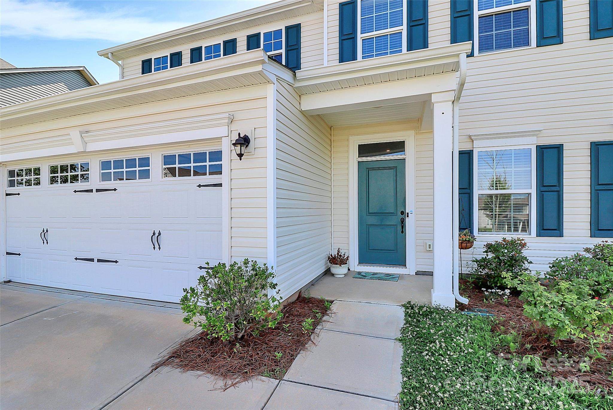 2018 Sewall Avenue Property Photo 2