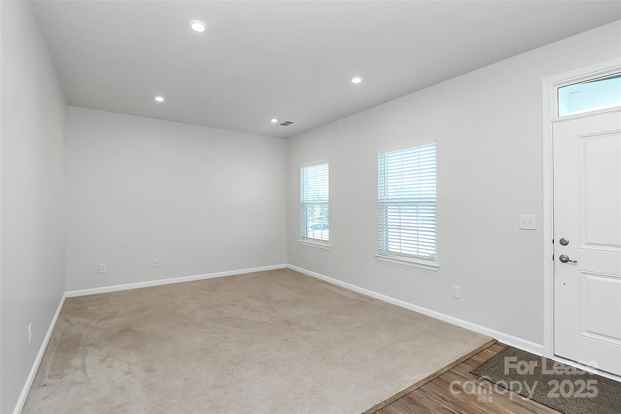 2018 Sewall Avenue Property Photo 5