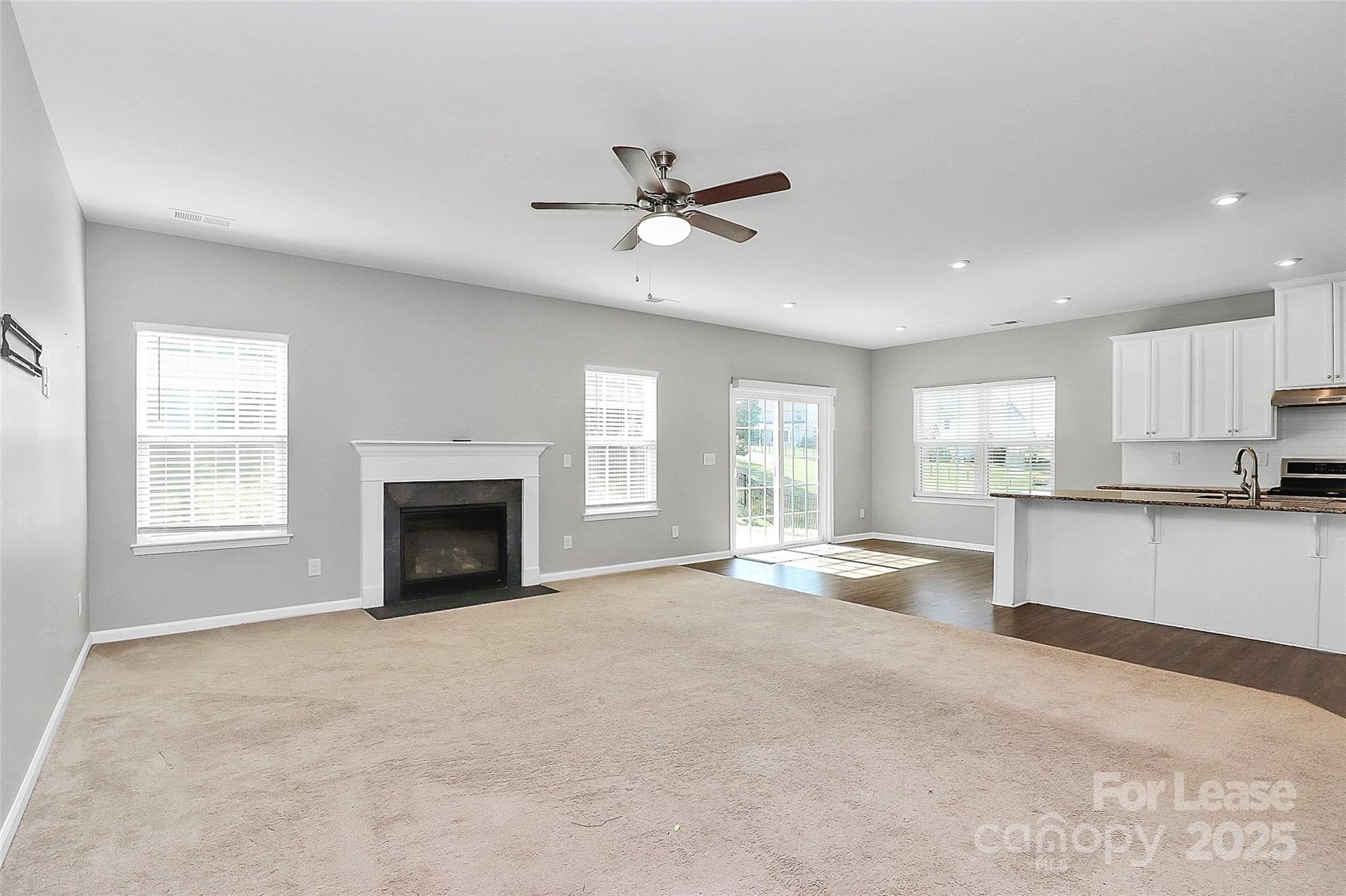 2018 Sewall Avenue Property Photo 8