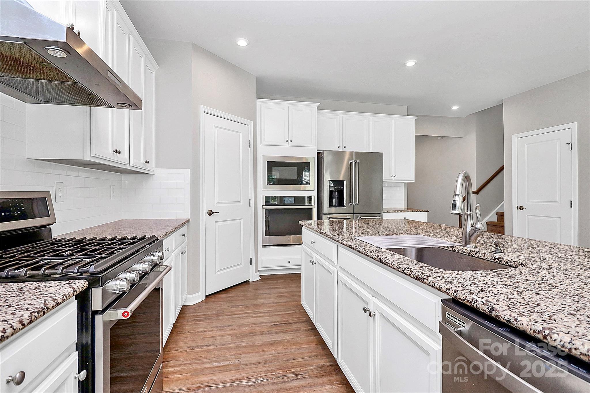 2018 Sewall Avenue Property Photo 13