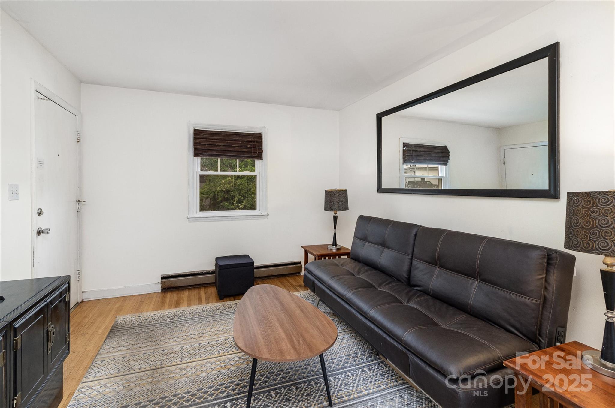 2607 Vail Avenue Property Photo 5