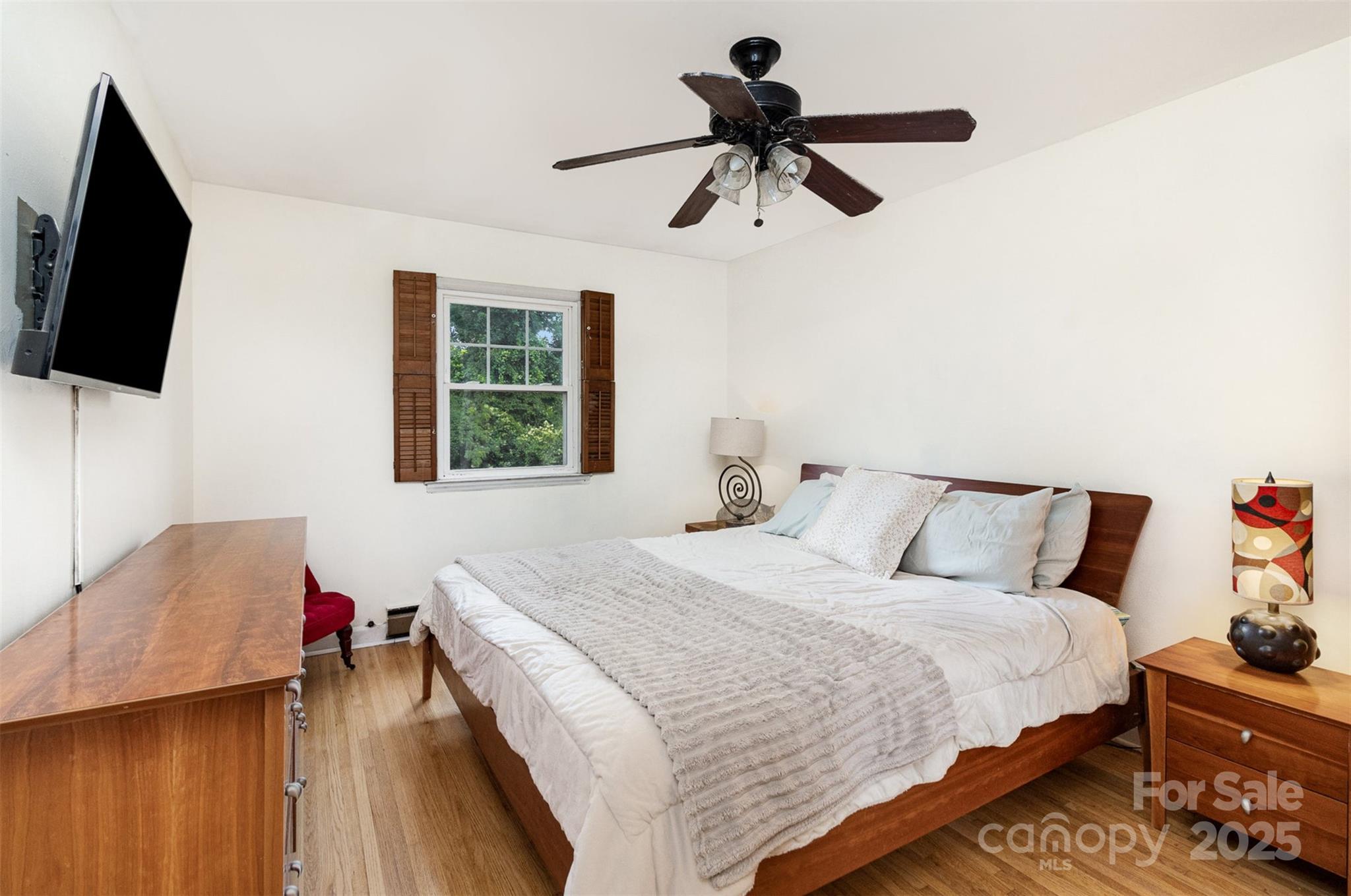 2607 Vail Avenue Property Photo 6