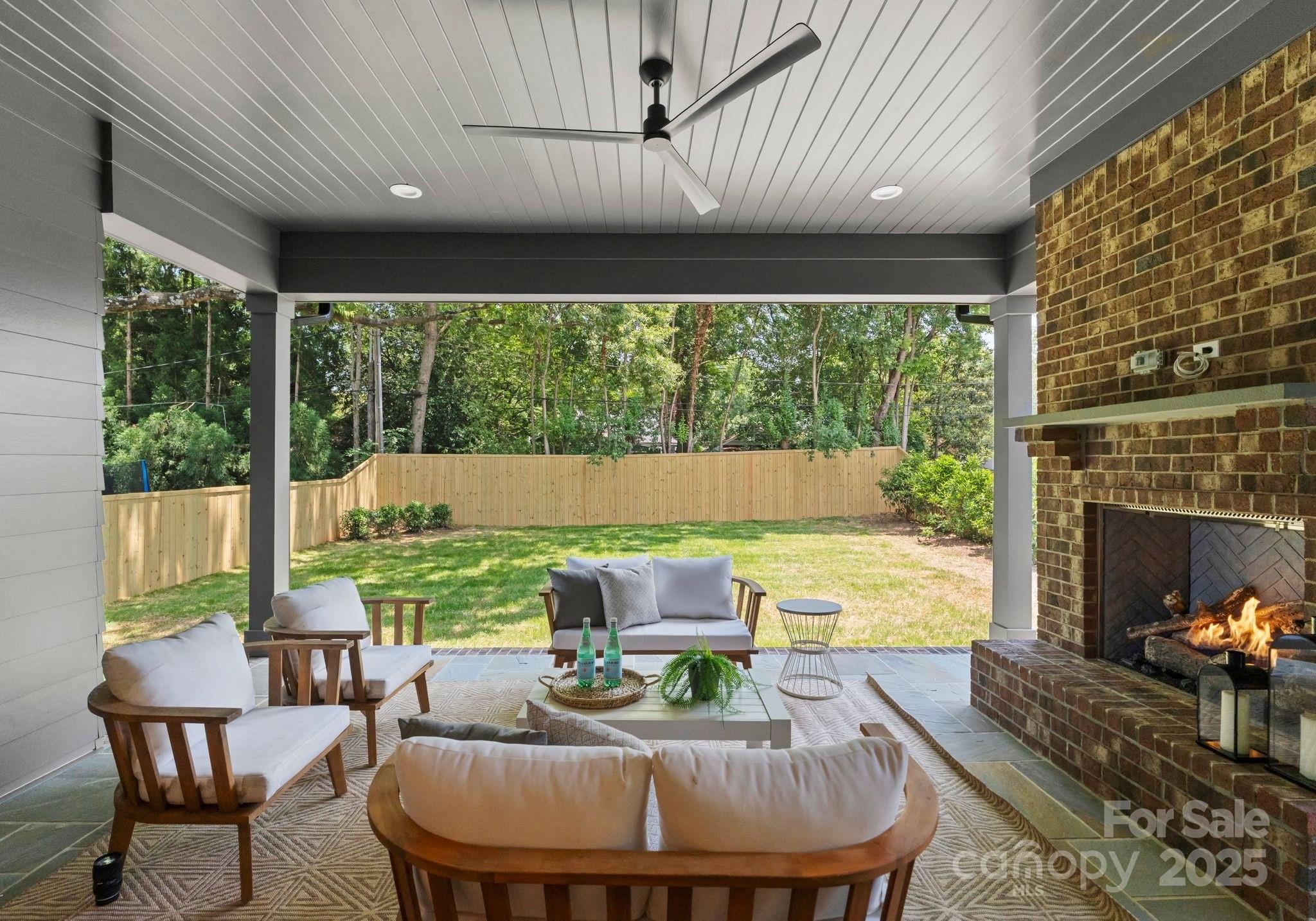 2921 Windsor Avenue Property Photo 17
