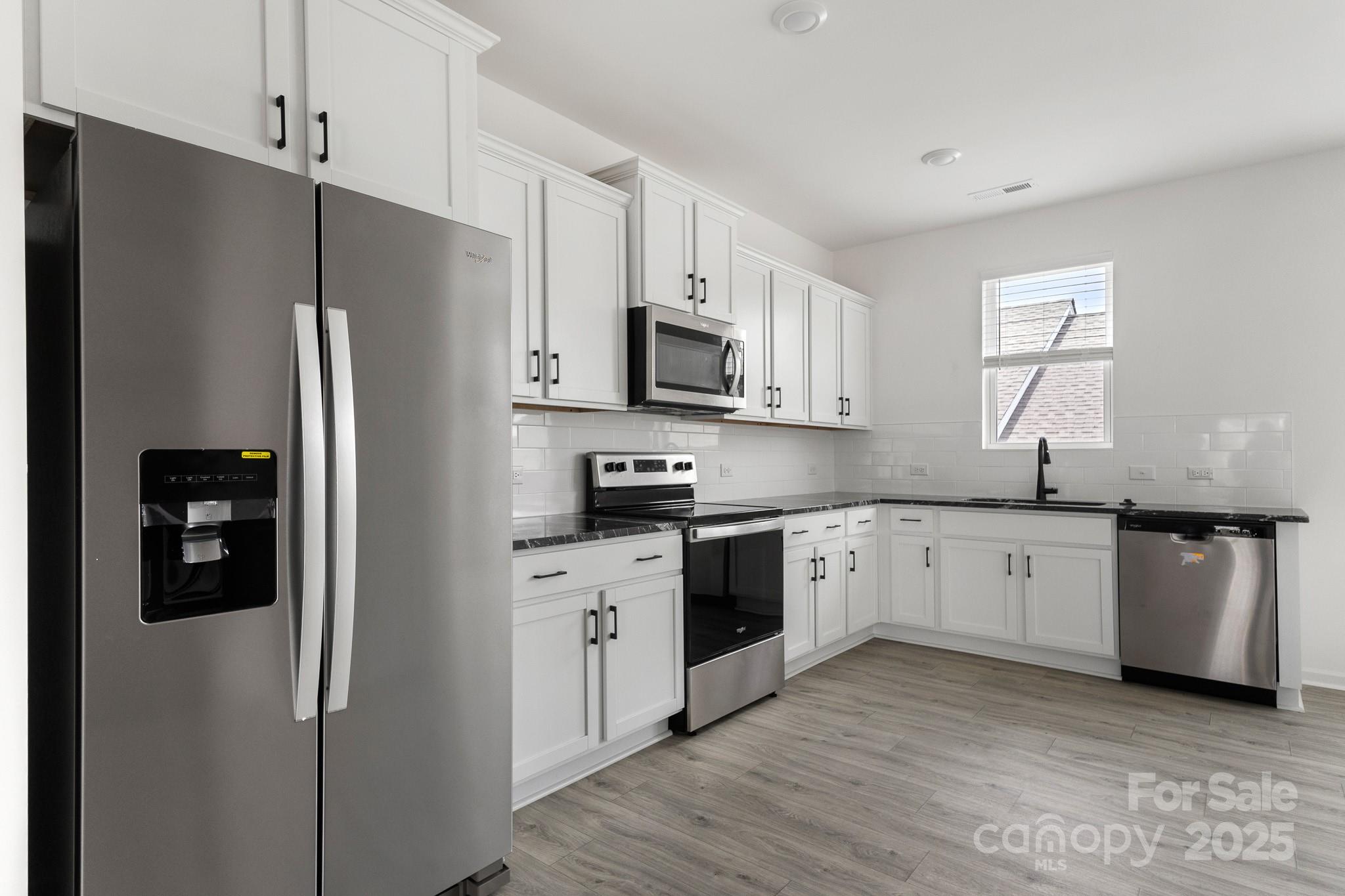 15034 Scoter Street Property Photo 8