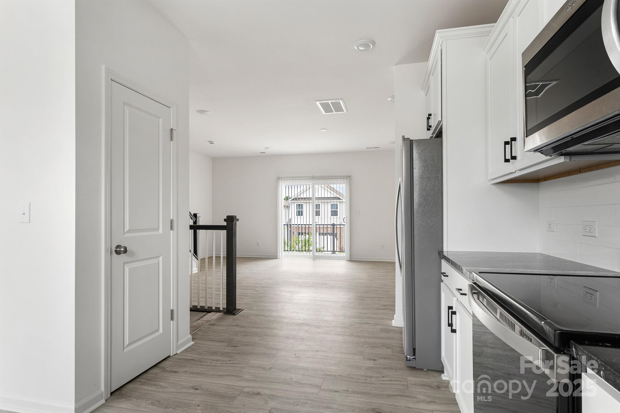 15034 Scoter Street Property Photo 9