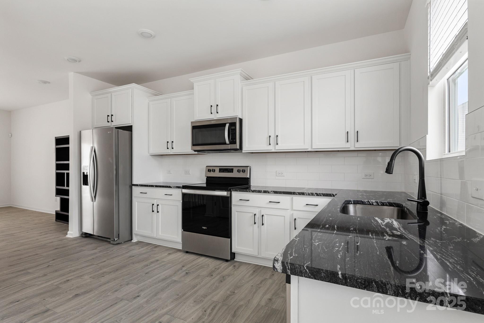 15034 Scoter Street Property Photo 11
