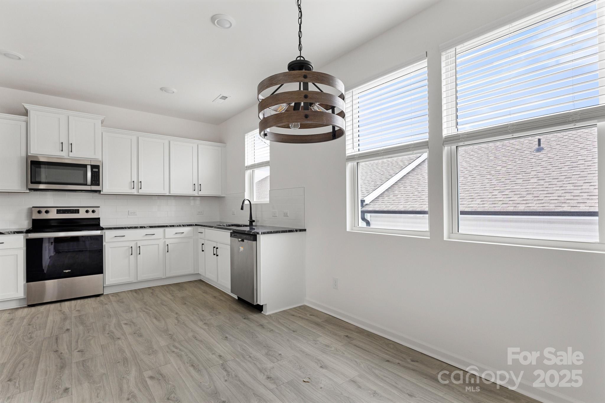 15034 Scoter Street Property Photo 13