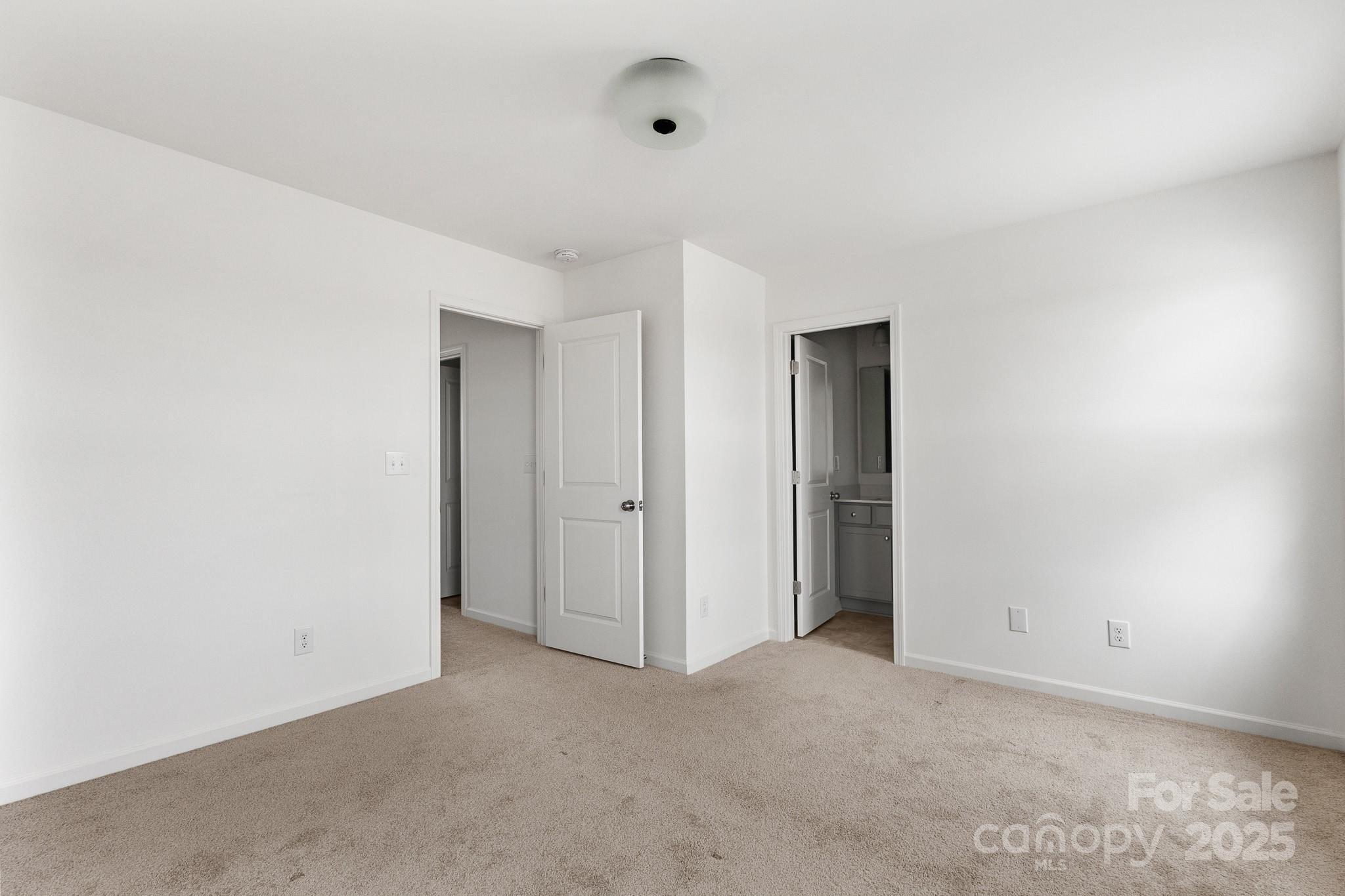 15034 Scoter Street Property Photo 18