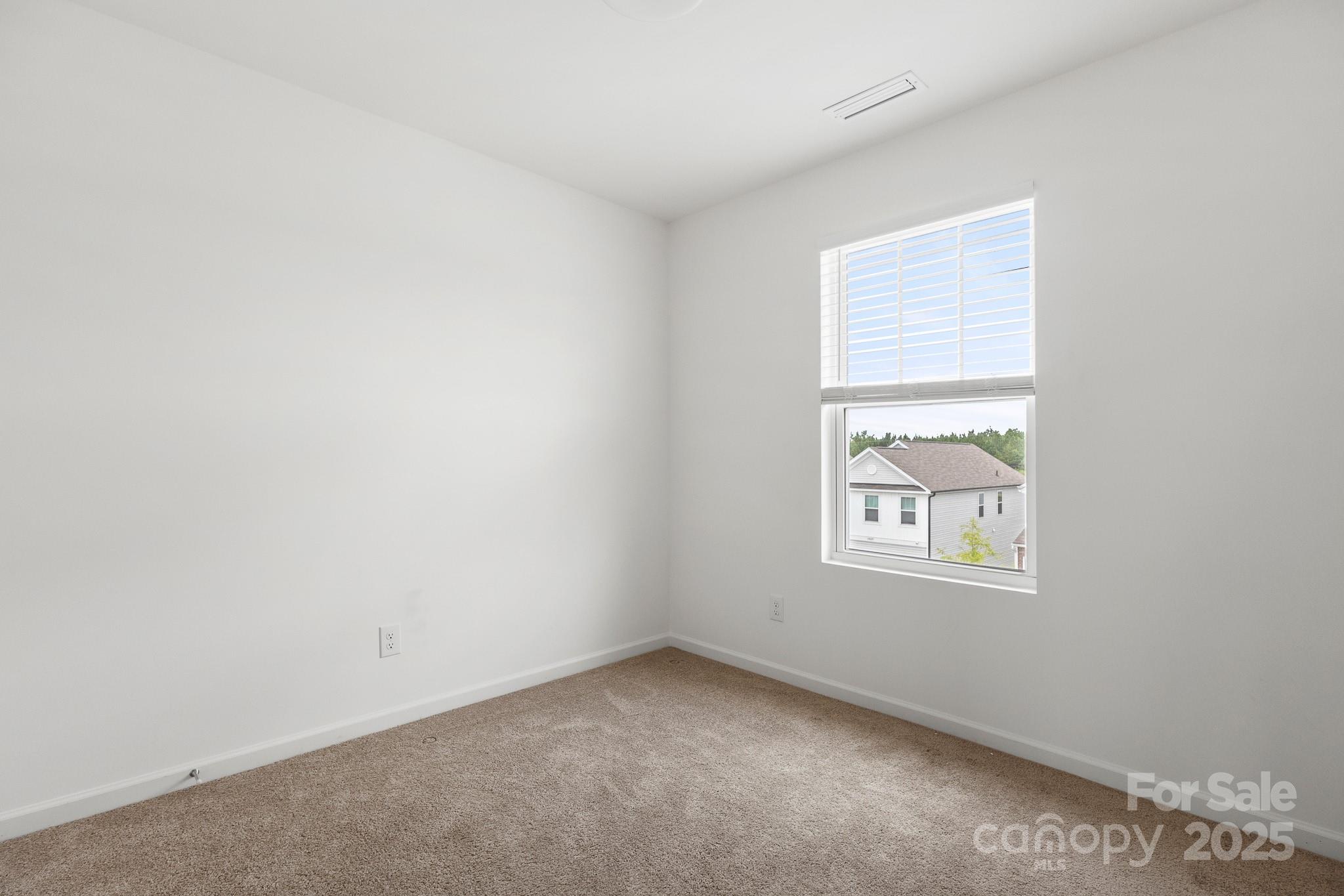 15034 Scoter Street Property Photo 24