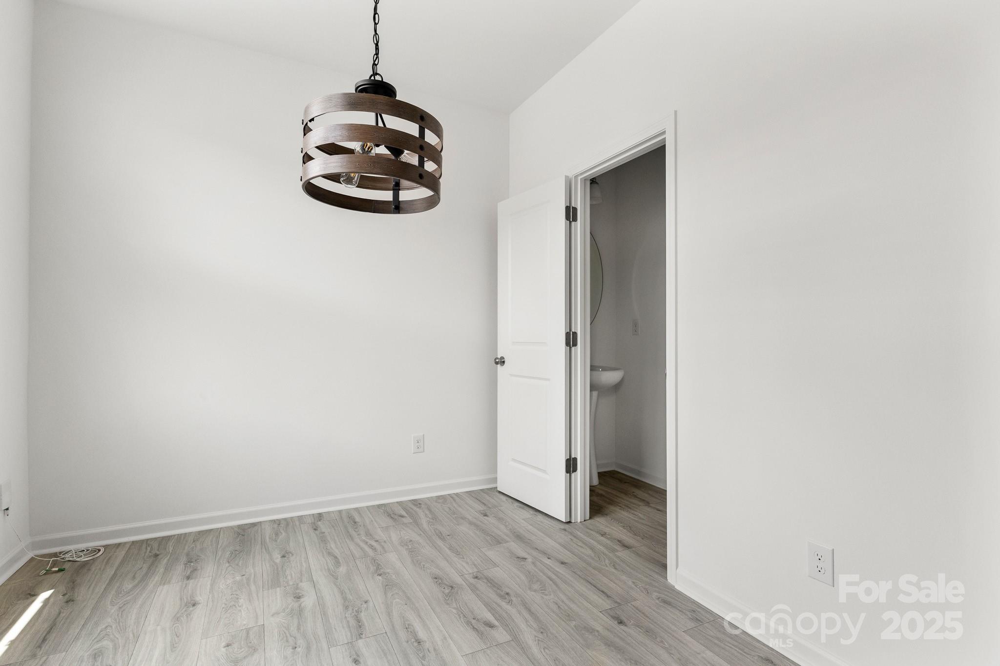 15034 Scoter Street Property Photo 28