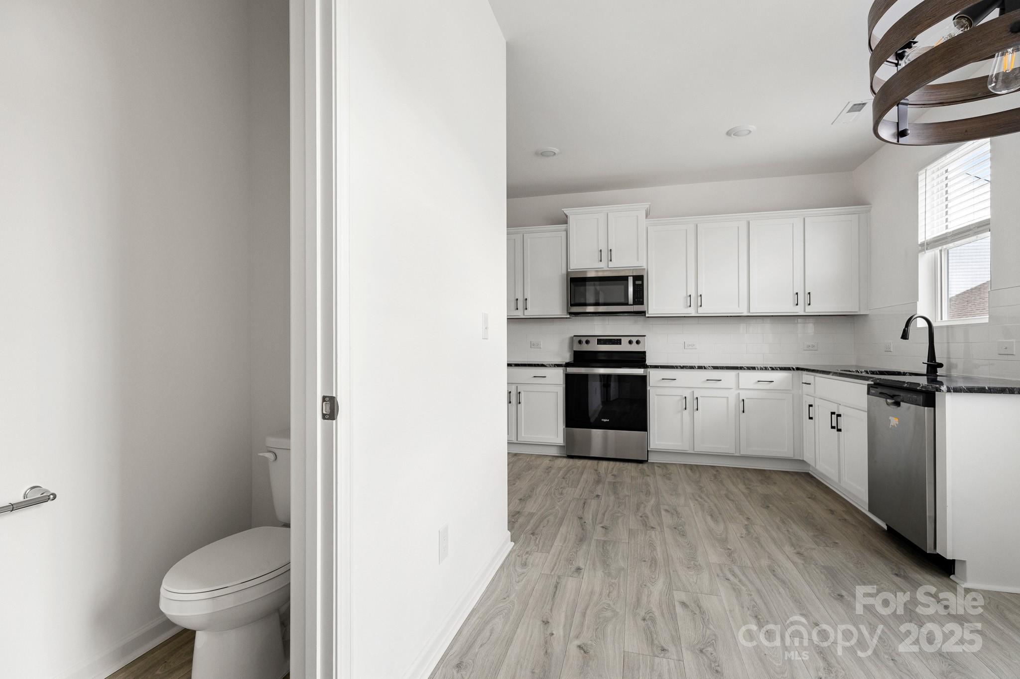 15034 Scoter Street Property Photo 29