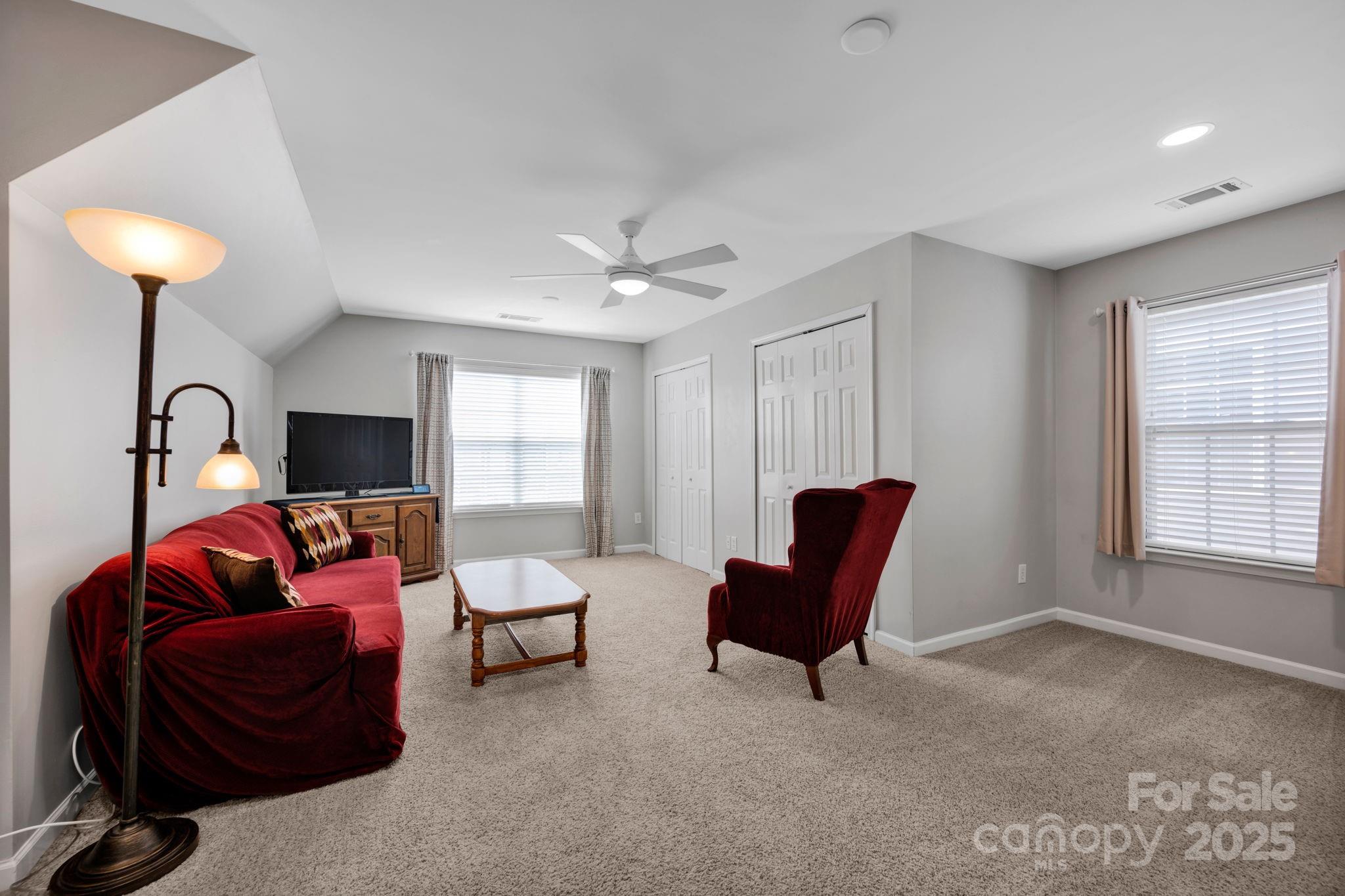 3351 Streamside Drive Property Photo 21