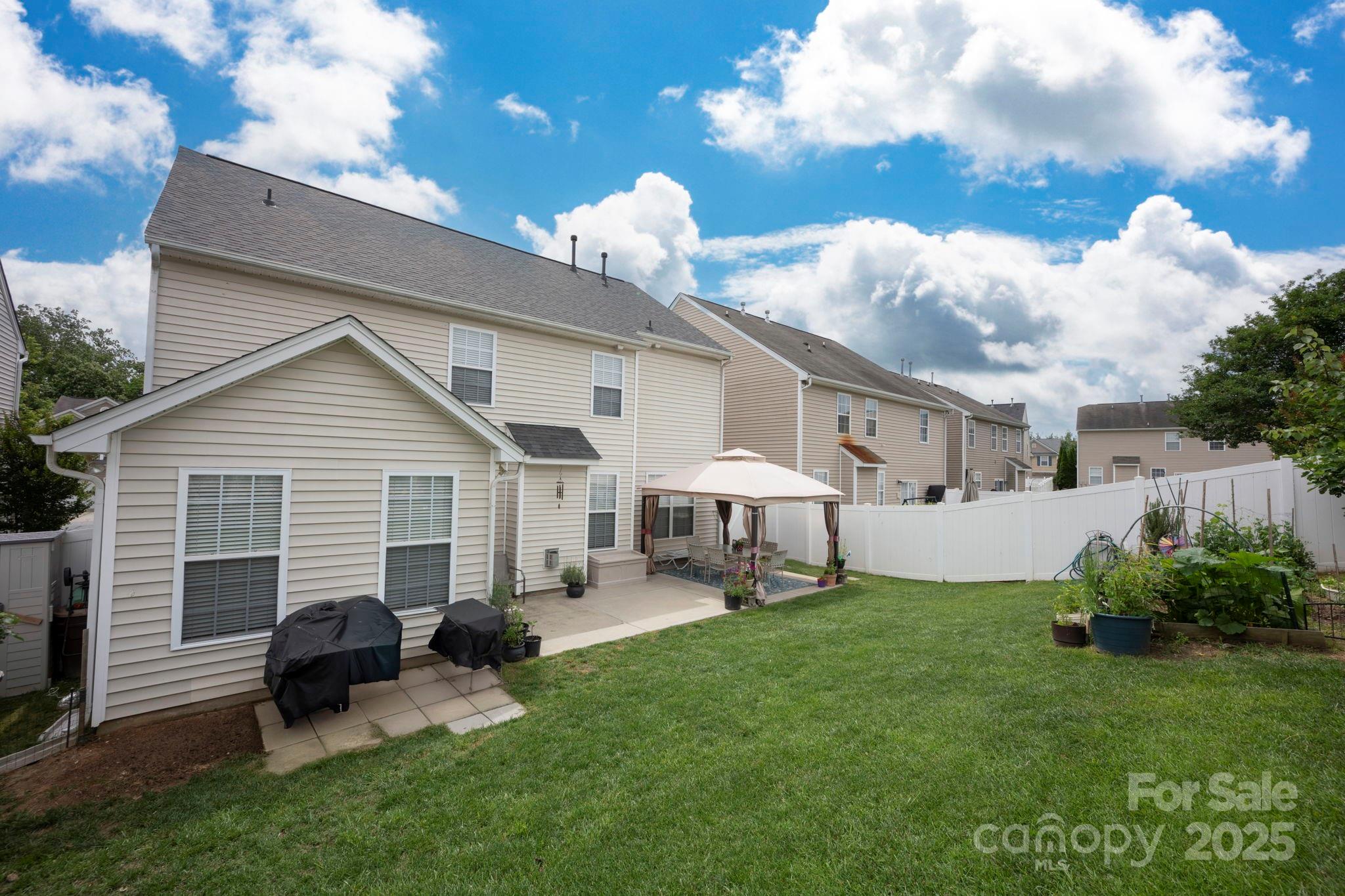 3351 Streamside Drive Property Photo 34