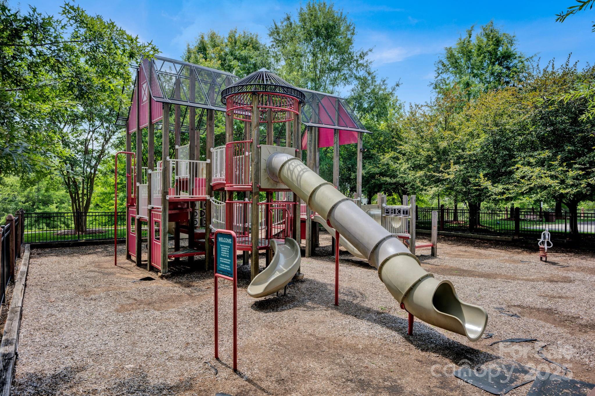 3351 Streamside Drive Property Photo 42