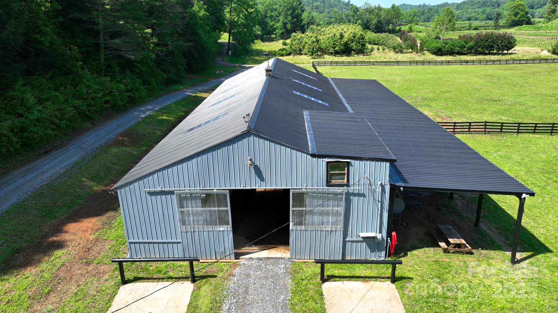 2967 & 2941 Roby Martin Road Property Photo 18