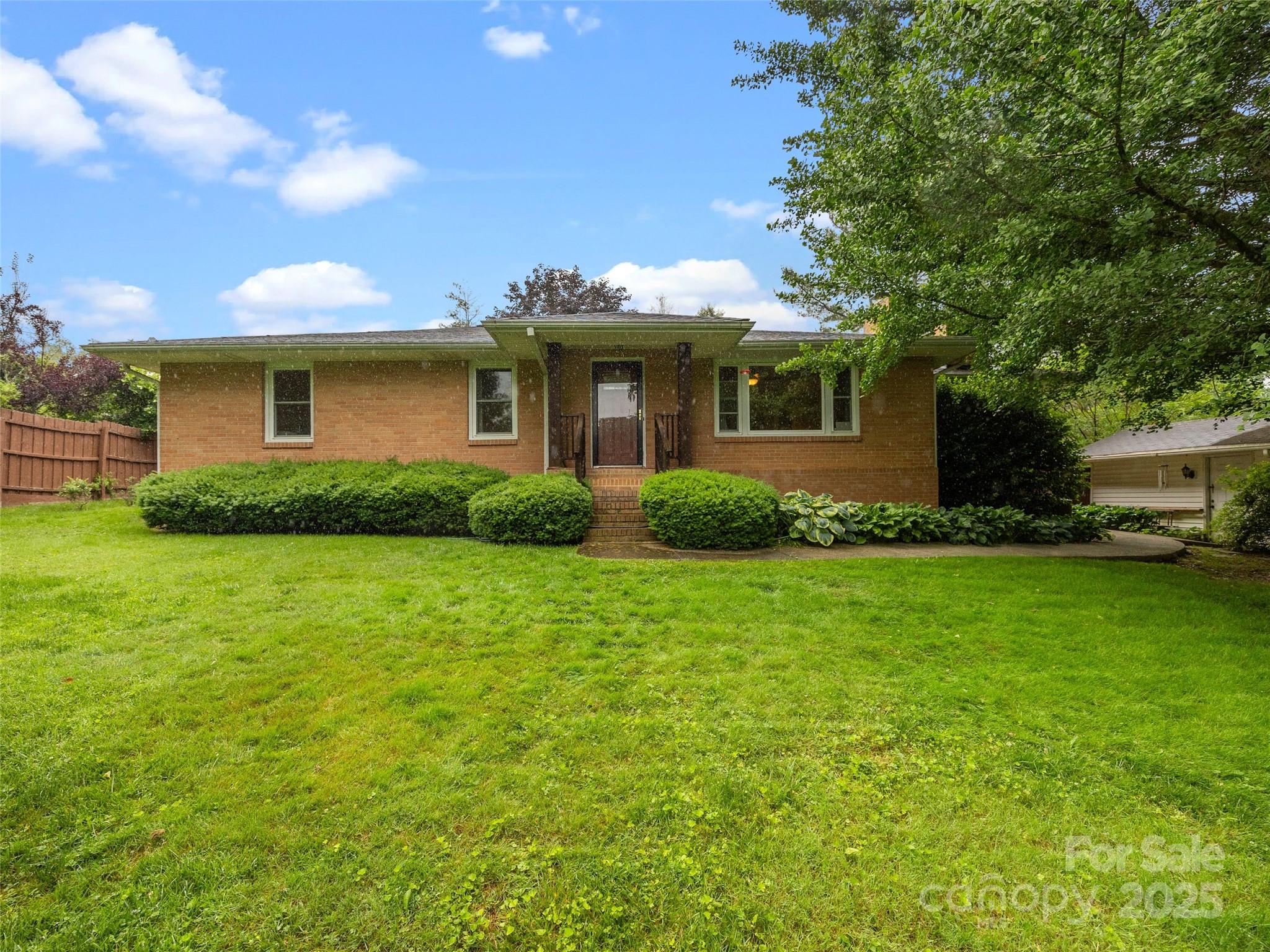 107 Edgehill Road Property Photo 1