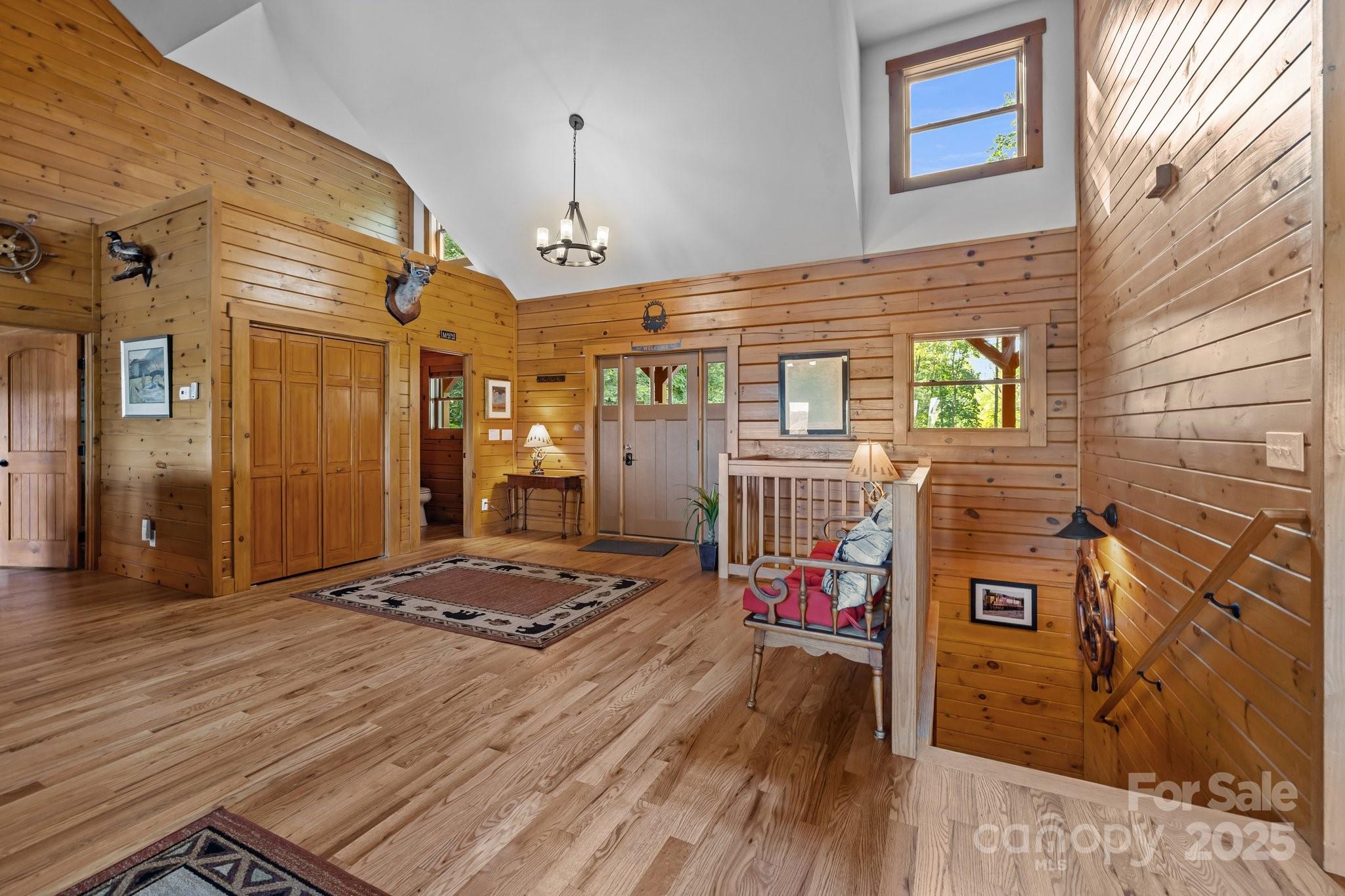 10108 Saw Mill Road Property Photo 8