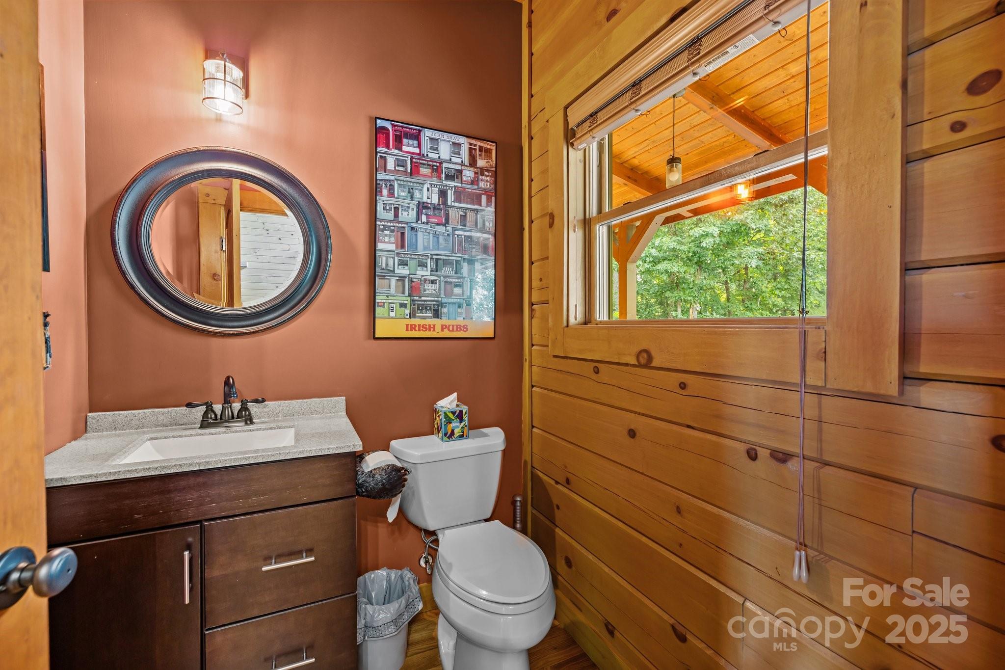 10108 Saw Mill Road Property Photo 9