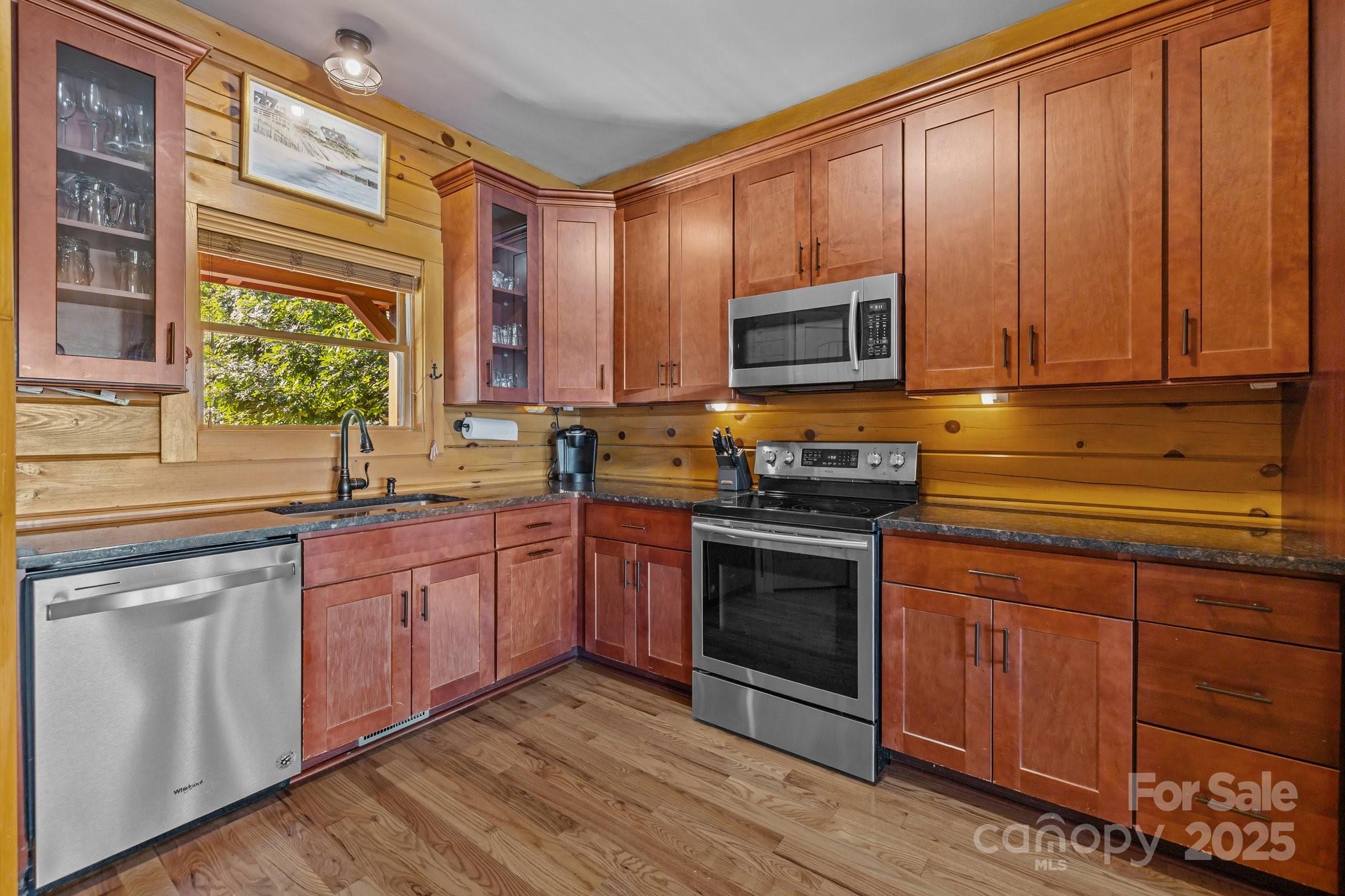 10108 Saw Mill Road Property Photo 15
