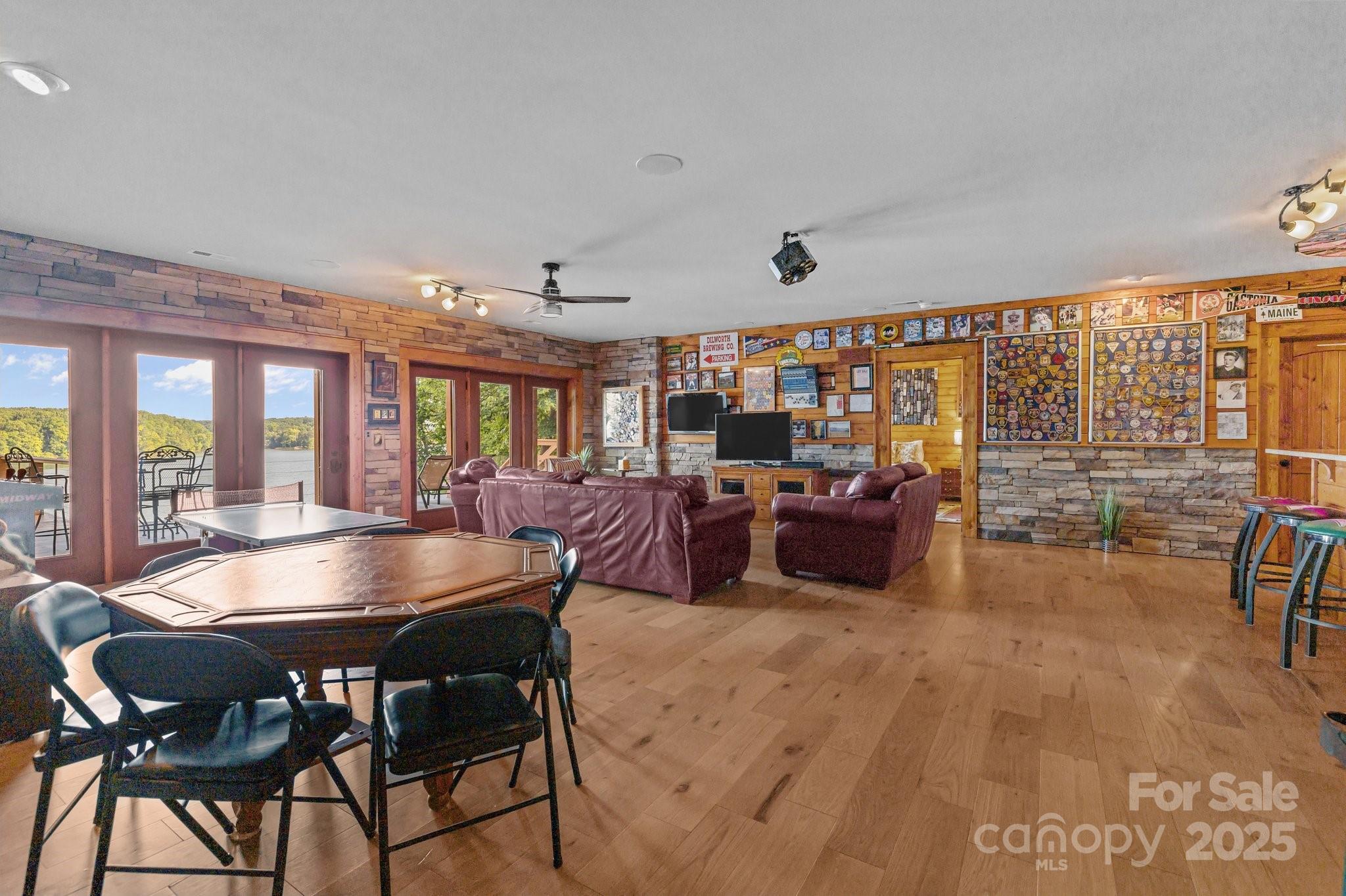 10108 Saw Mill Road Property Photo 27