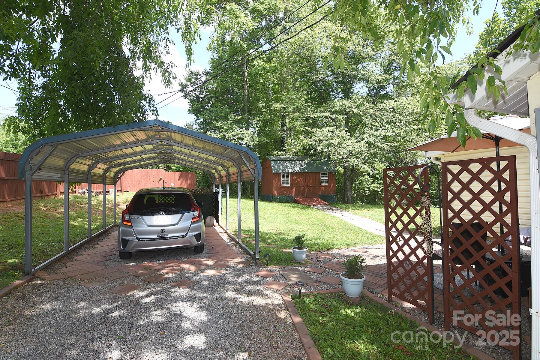 19 Mingus Street Property Photo 5