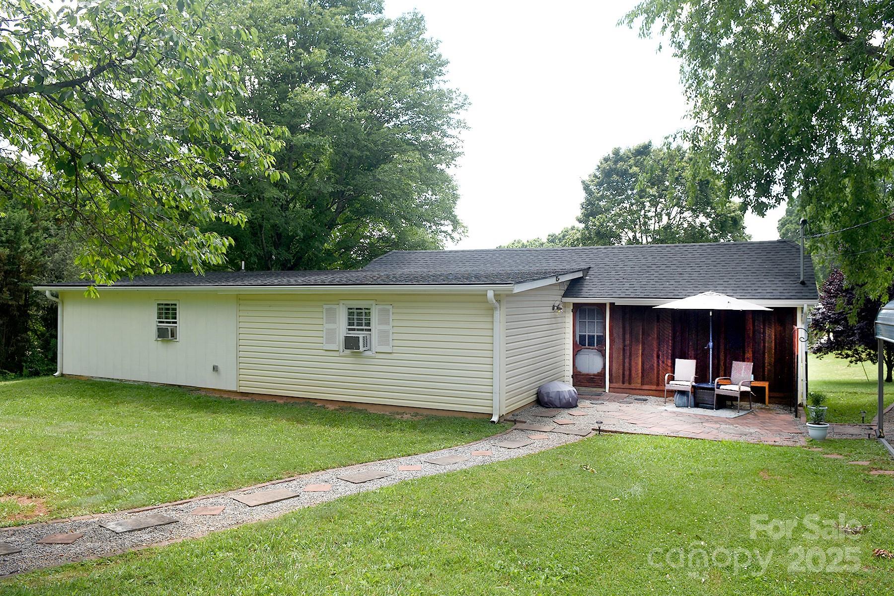 19 Mingus Street Property Photo 6