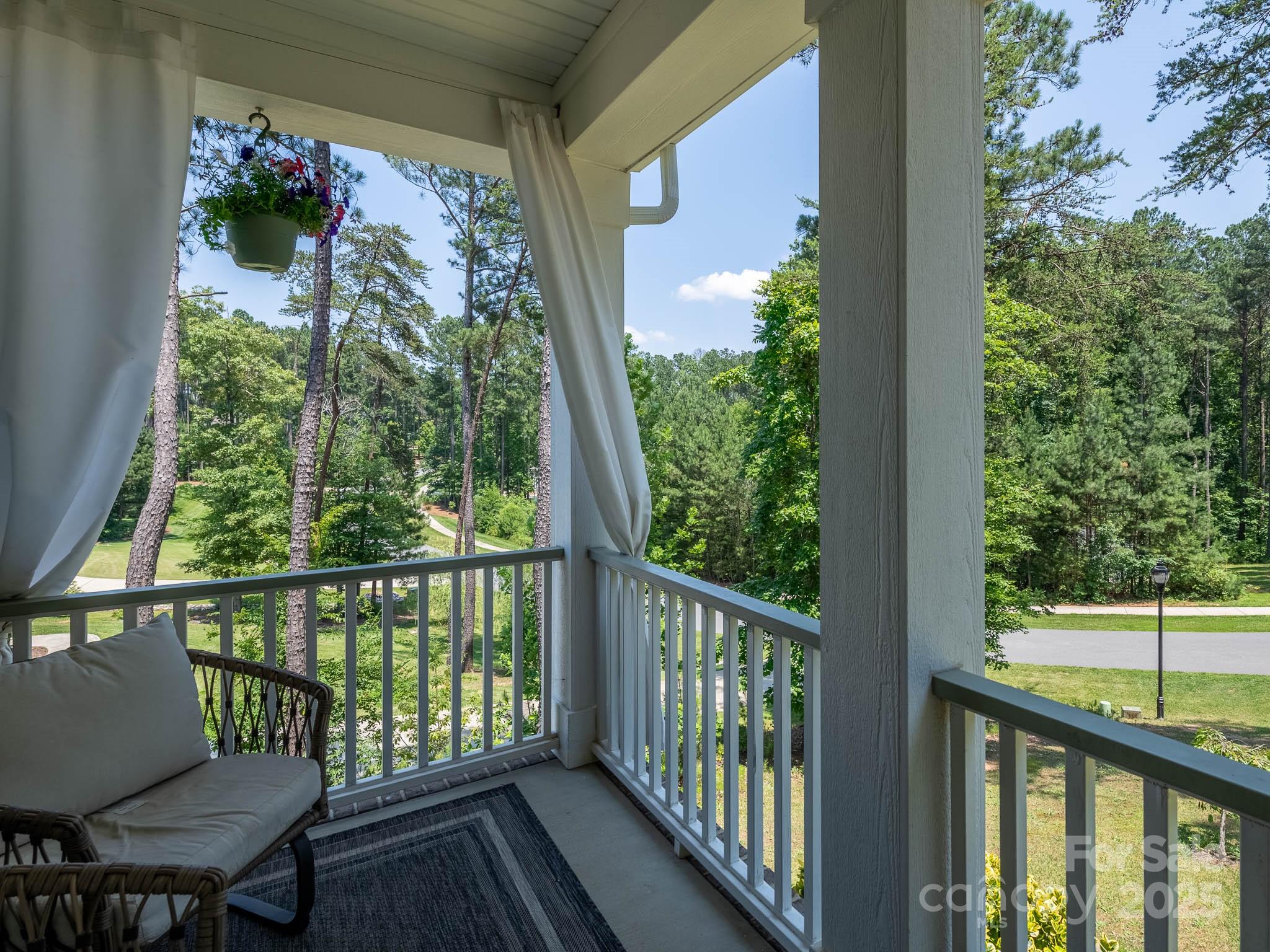 4237 Island Fox Lane Property Photo 7