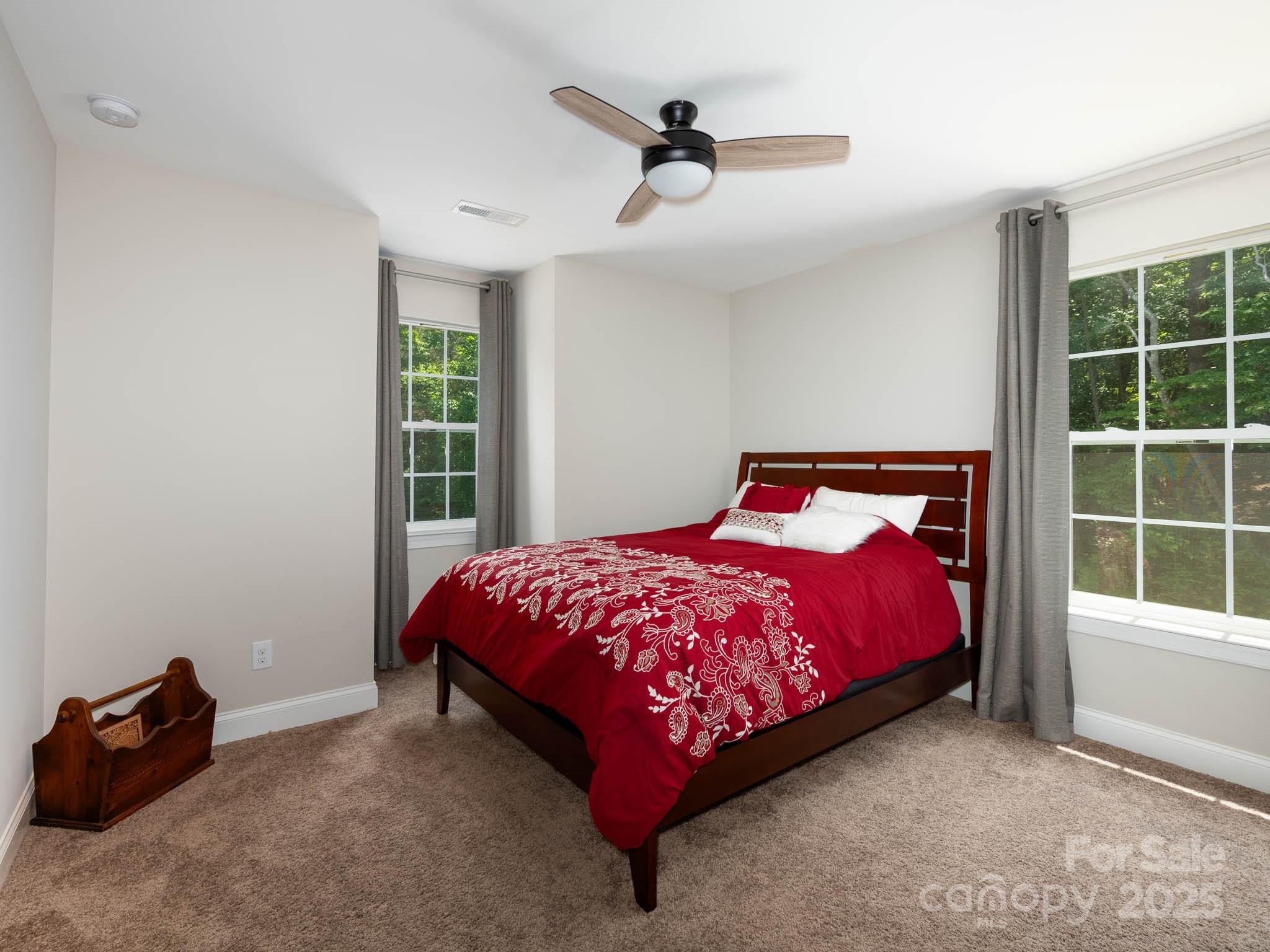 4237 Island Fox Lane Property Photo 33