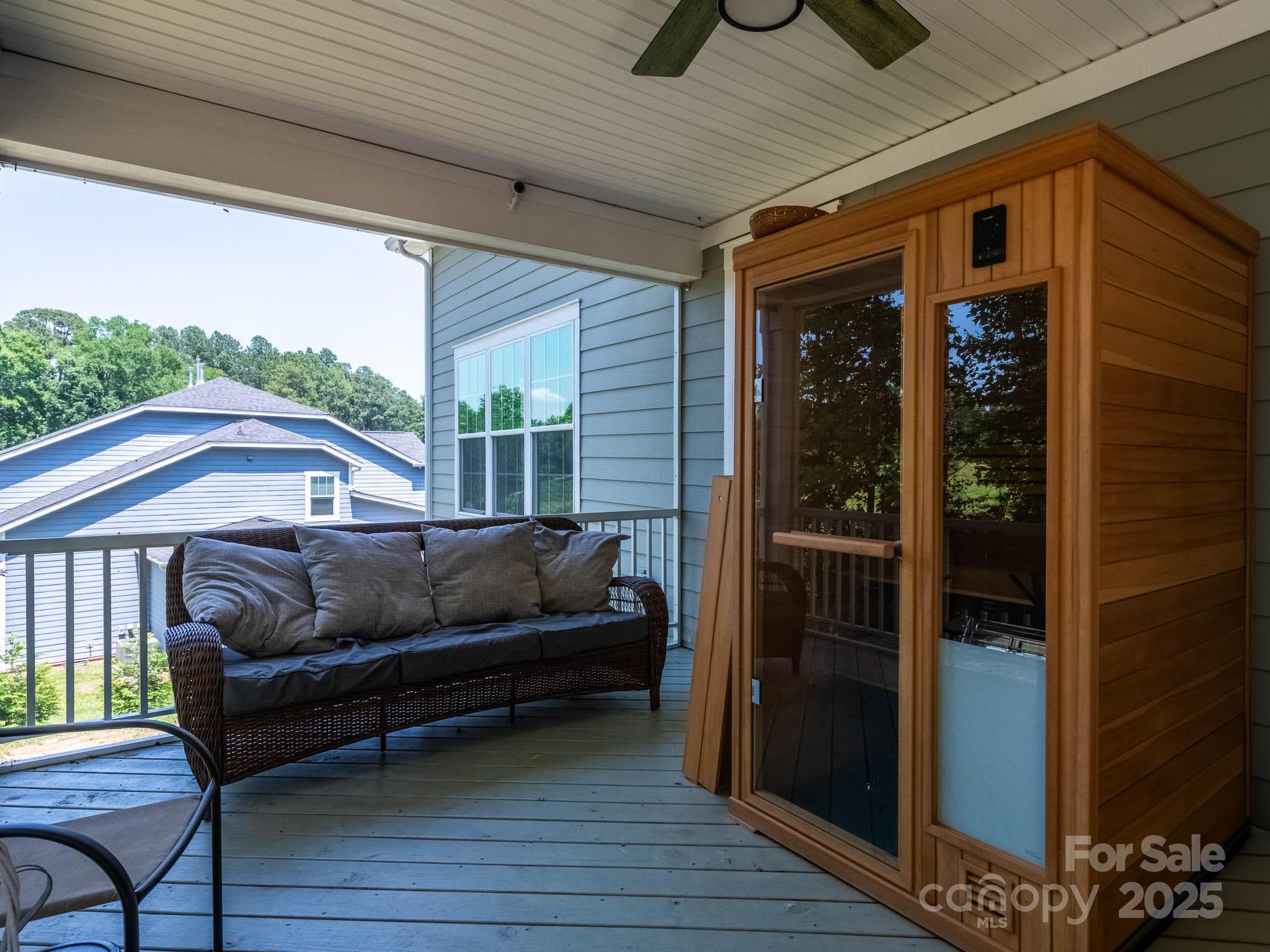 4237 Island Fox Lane Property Photo 35