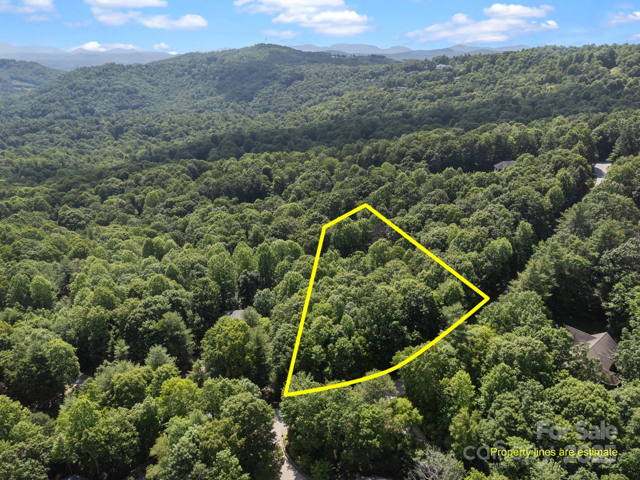 360 Kenmure Drive Property Photo 2