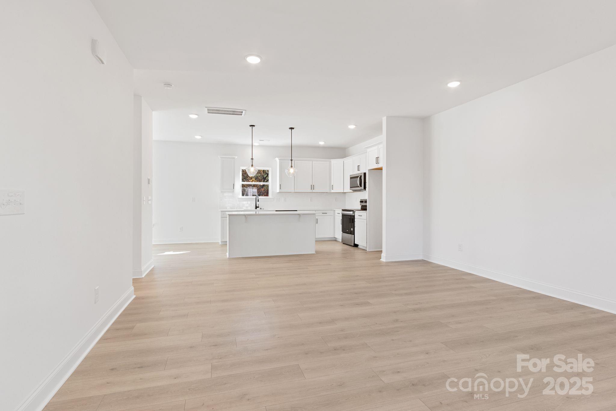 181 Cherry Springs Lane 24-a Property Photo 8