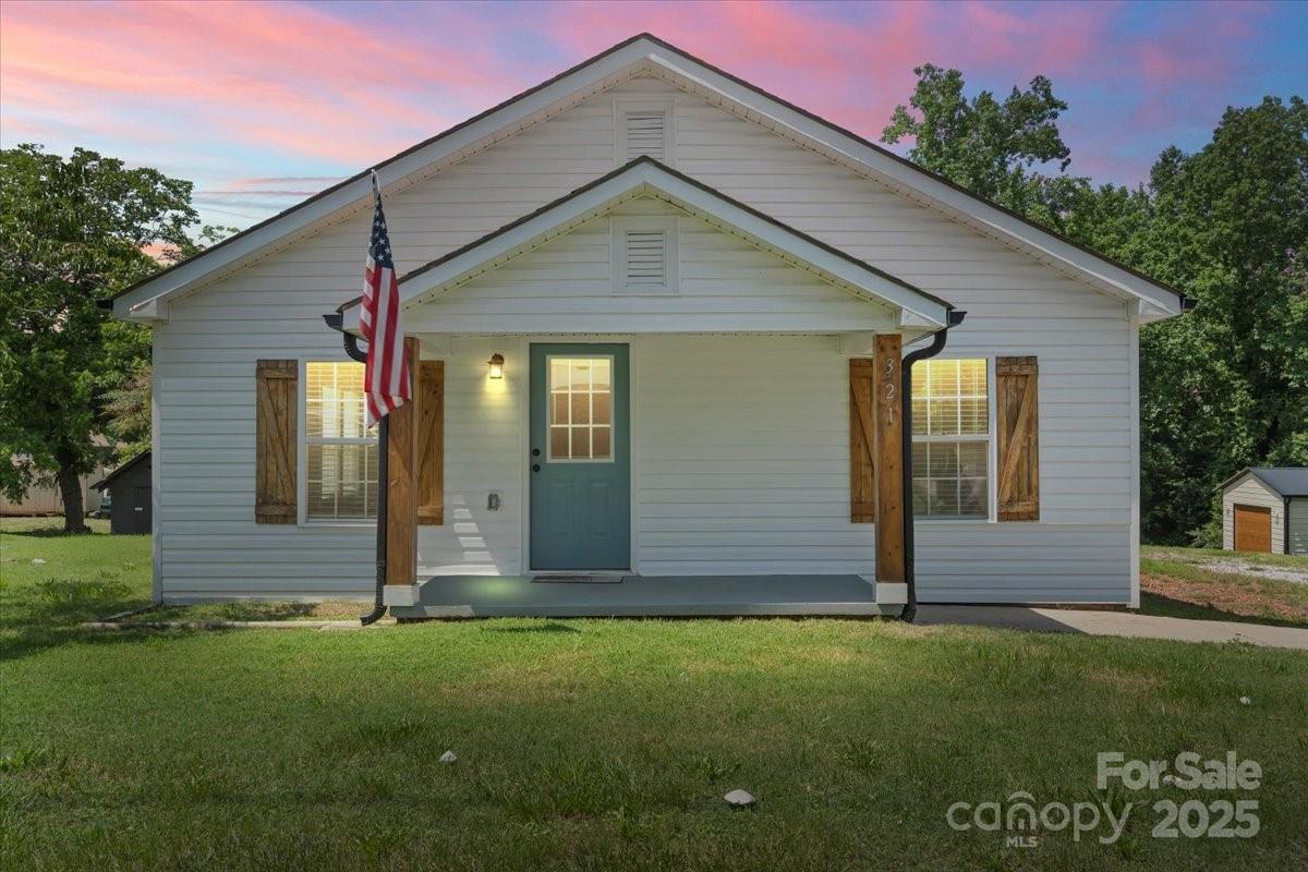 321 E Taylor Street Property Photo 1
