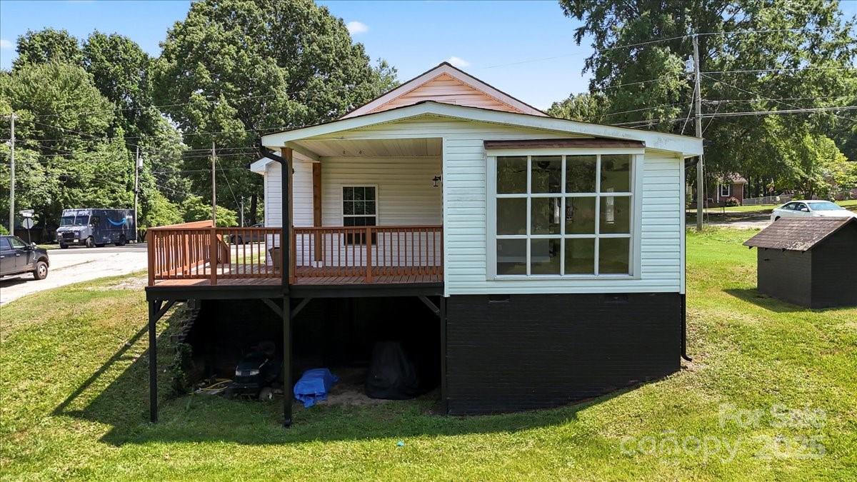 321 E Taylor Street Property Photo 33