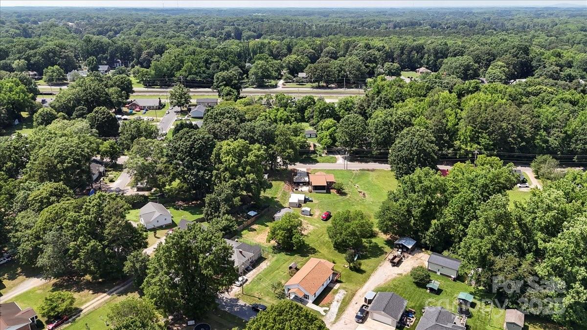 321 E Taylor Street Property Photo 38