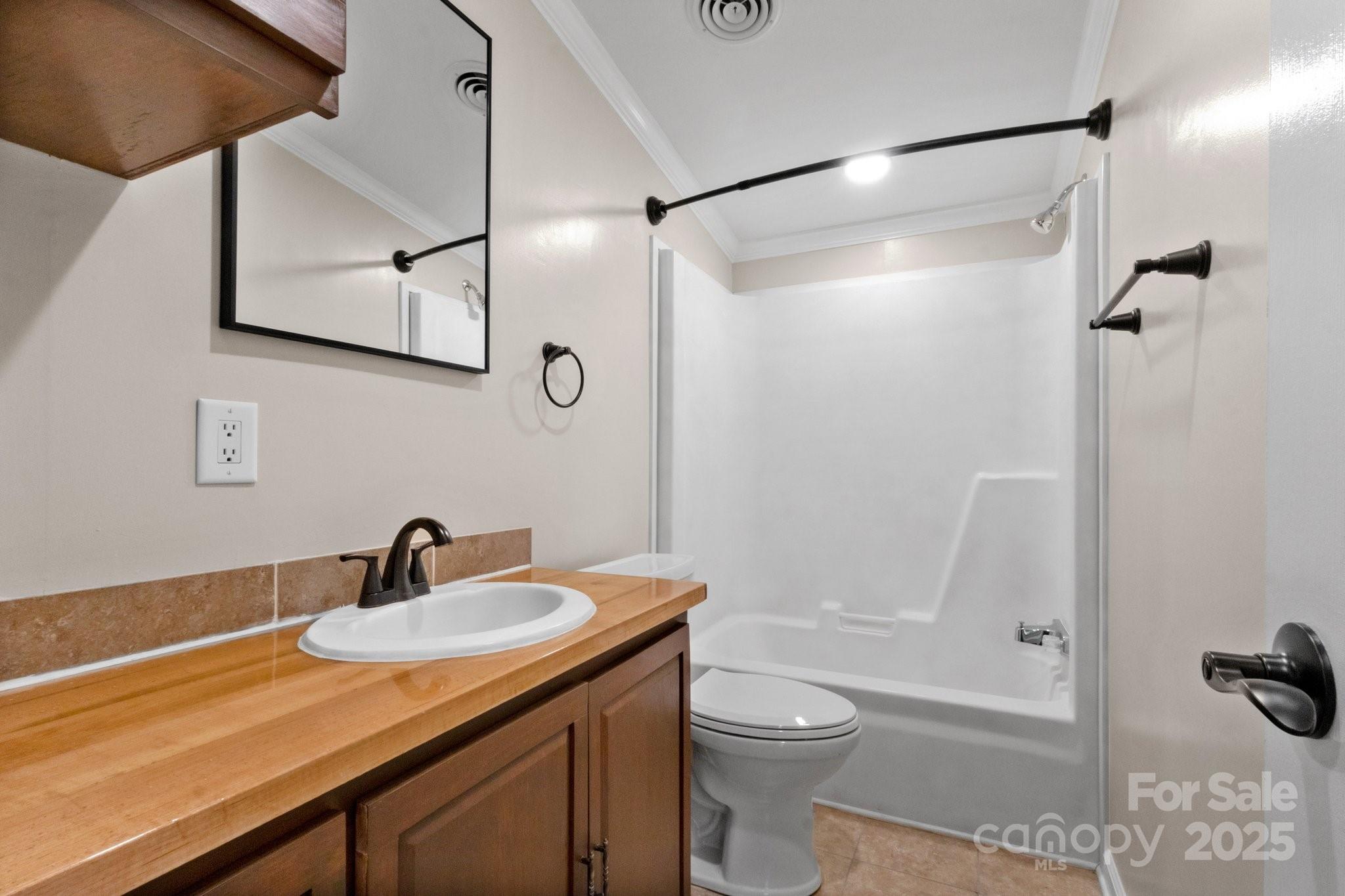 2942 Denwood Drive Property Photo 27