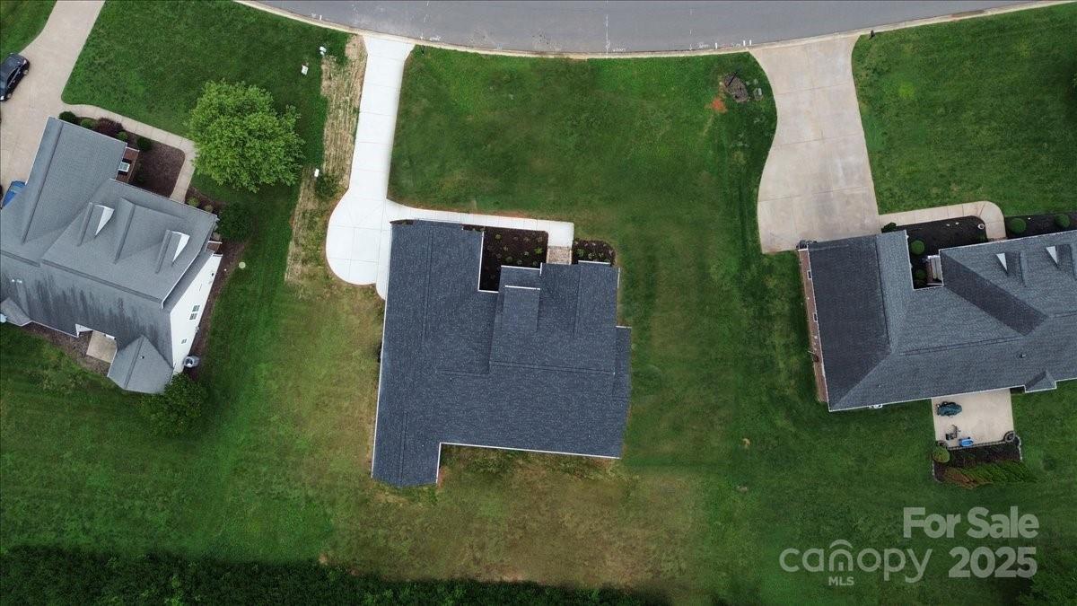 115 Augusta Lane Property Photo 27
