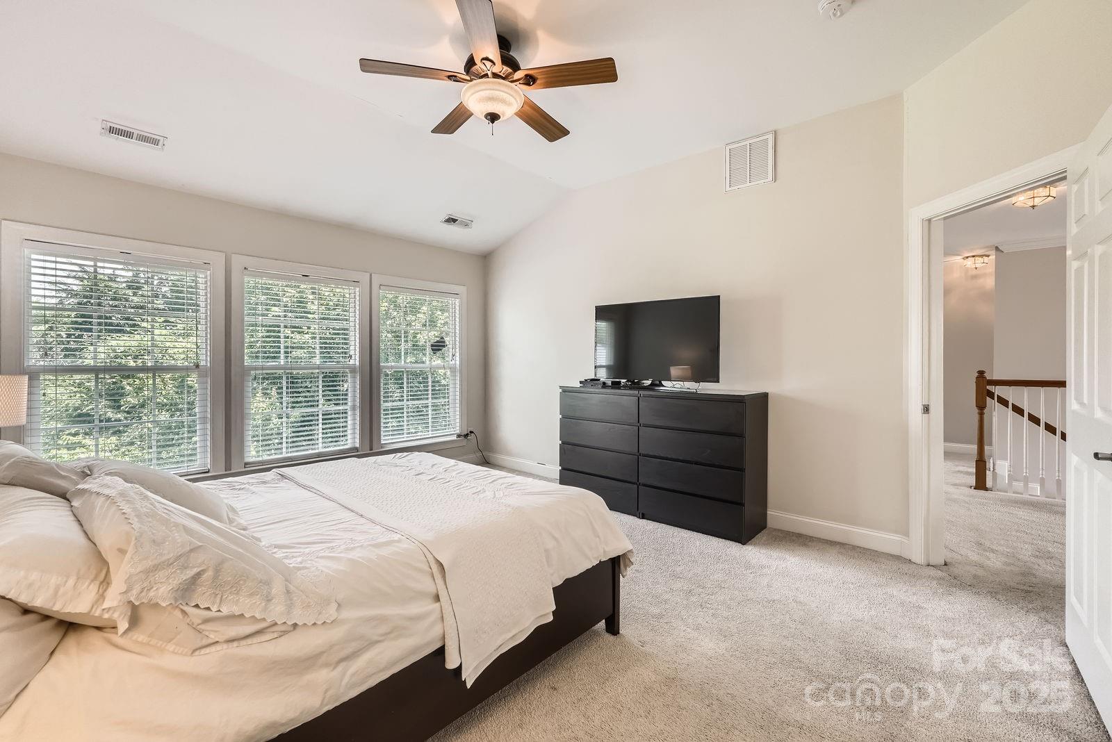 5832 Lagrande Drive Property Photo 13